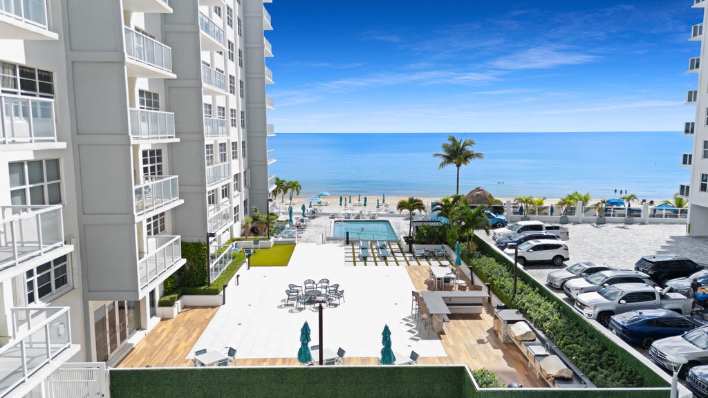 Photo of 3750 GALT OCEAN Drive #1211, Fort Lauderdale, FL 33308 (MLS # B26082446)