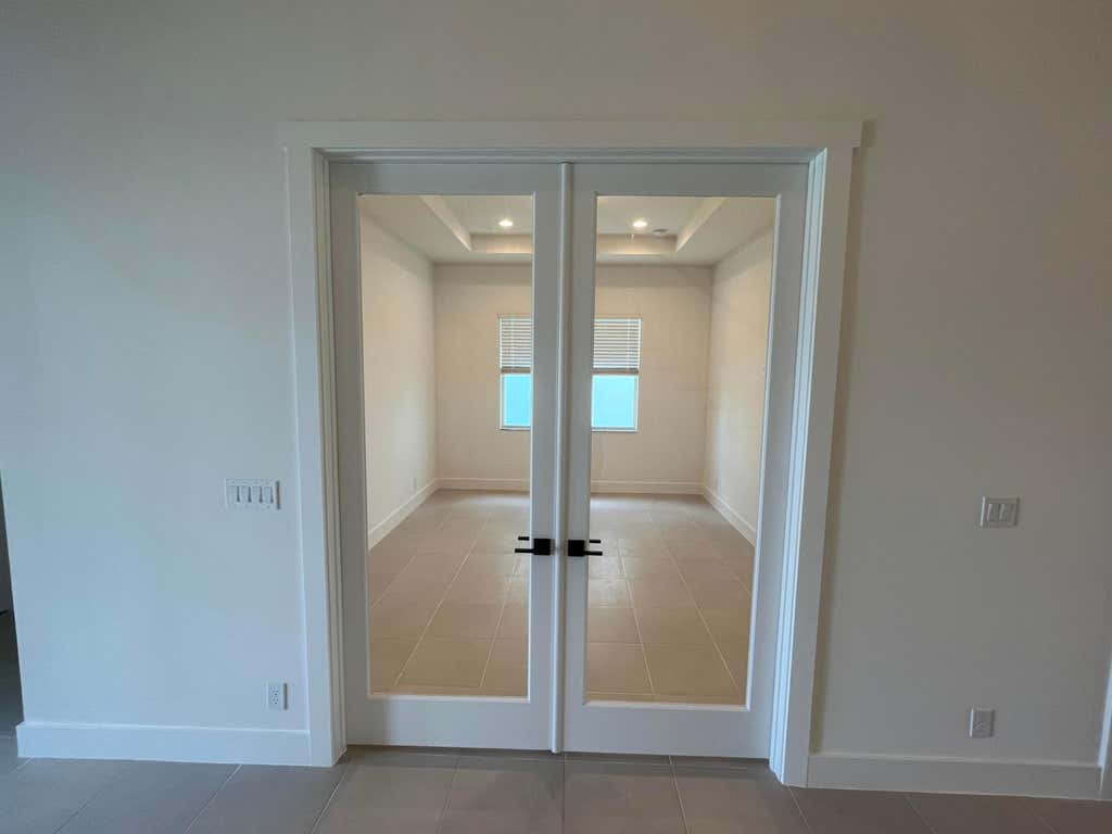 Photo of 9288 Crestview Circle, Palm Beach Gardens, FL 33412 (MLS # R10922282)