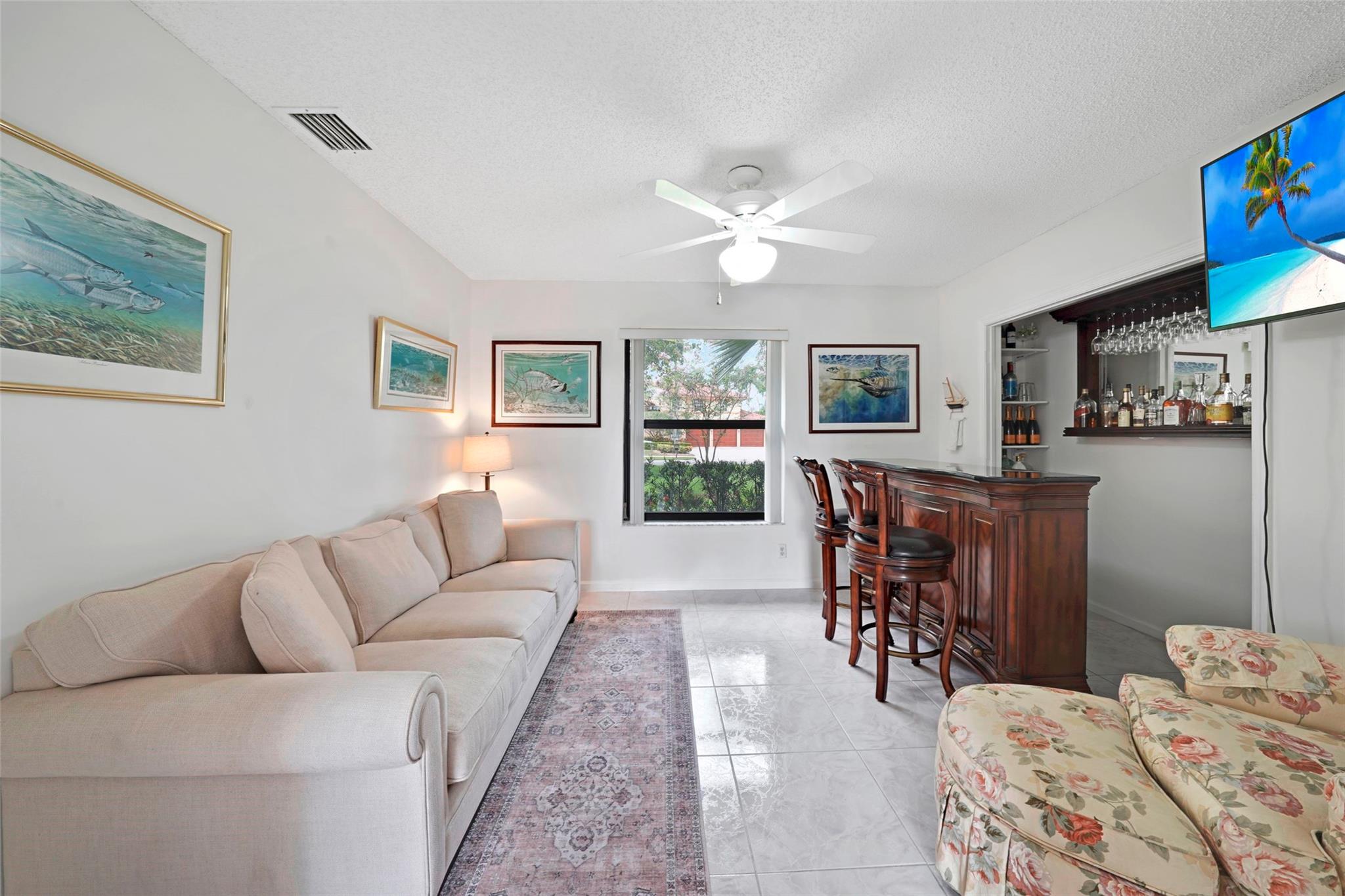 MYSTIQUE - Residential