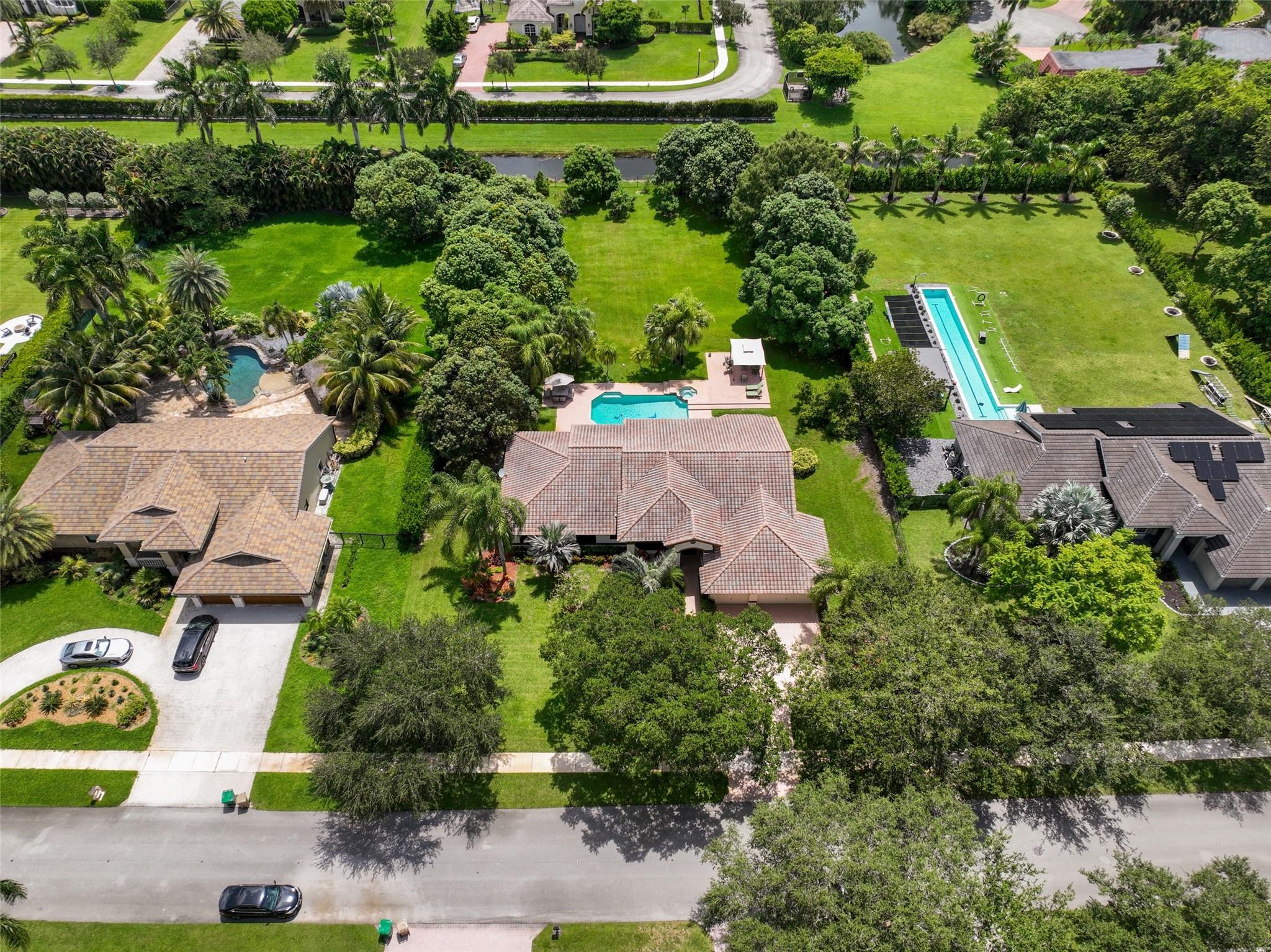 MYSTIQUE - Residential