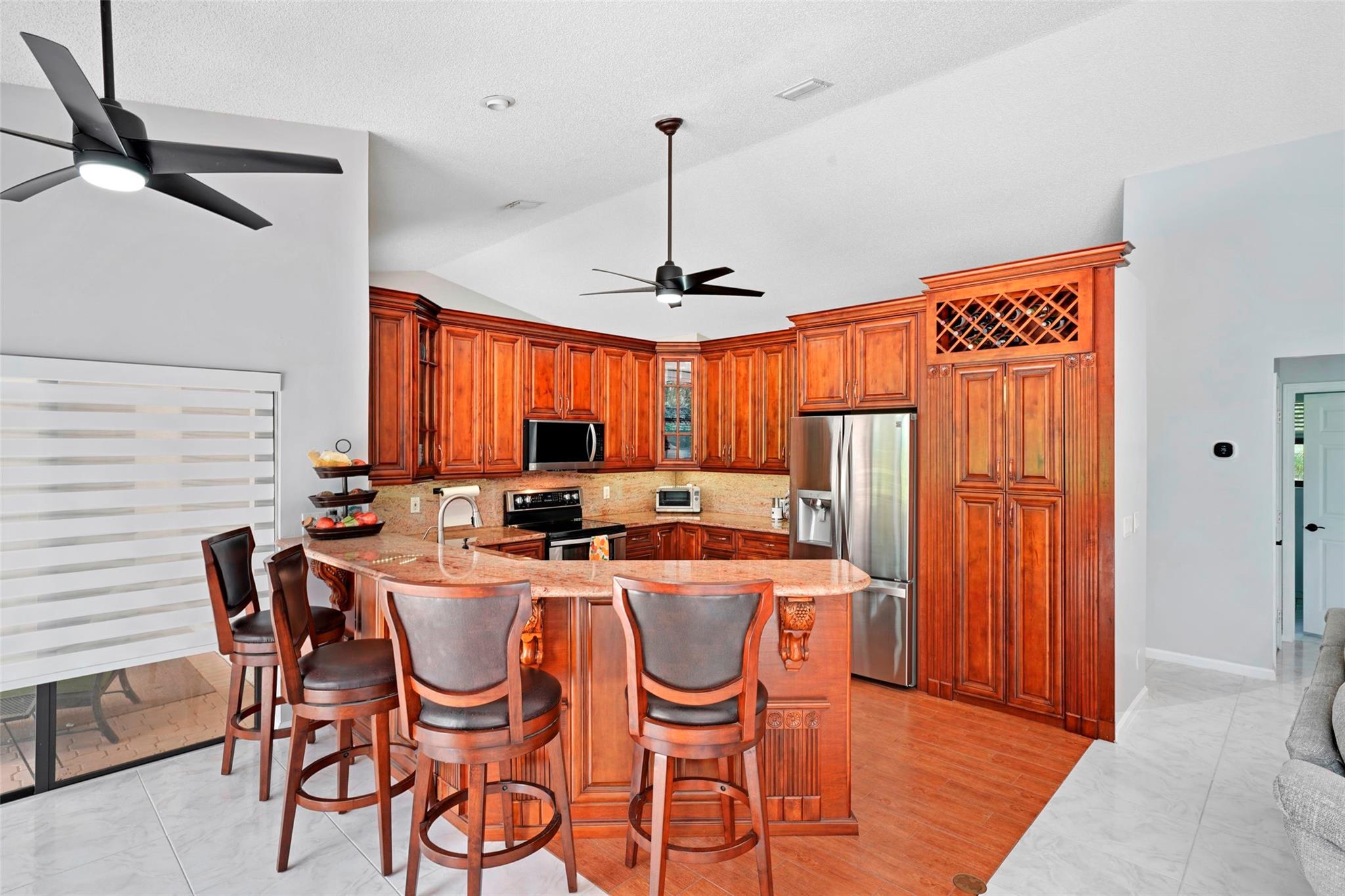 MYSTIQUE - Residential