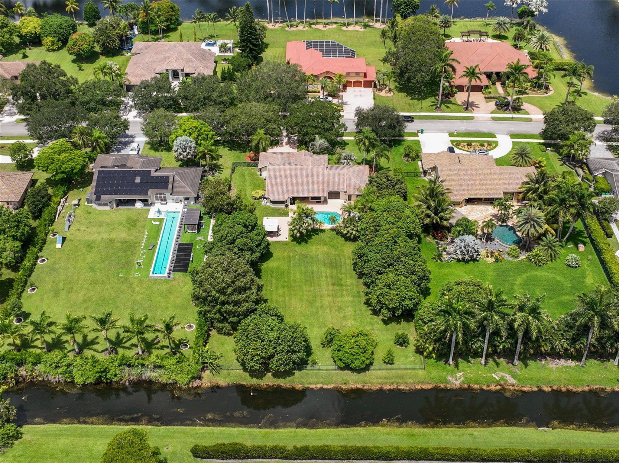 MYSTIQUE - Residential