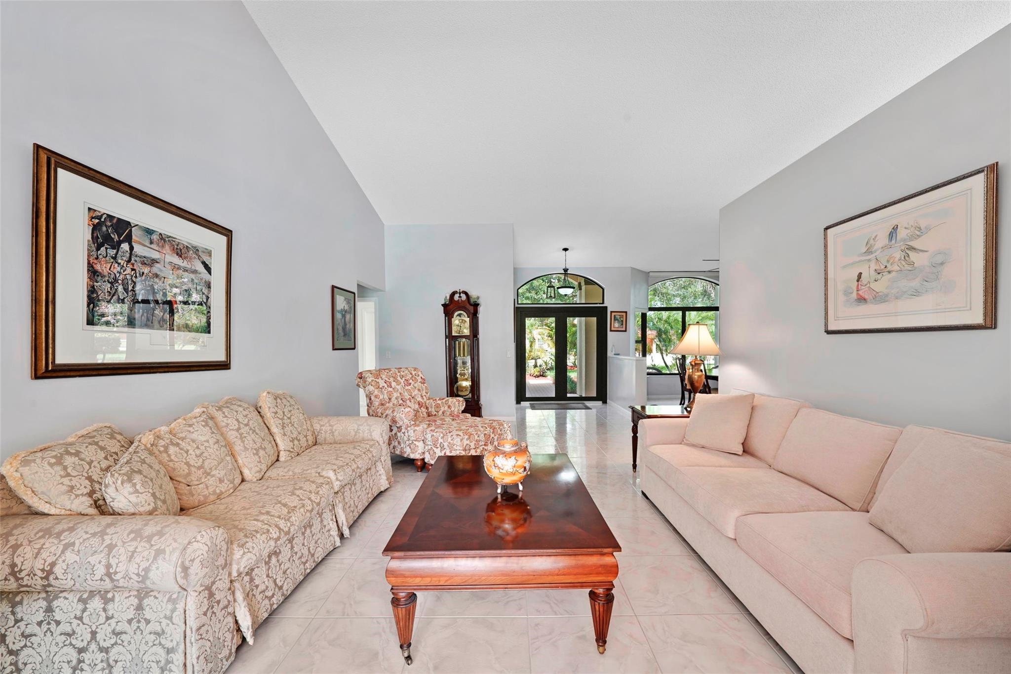 MYSTIQUE - Residential