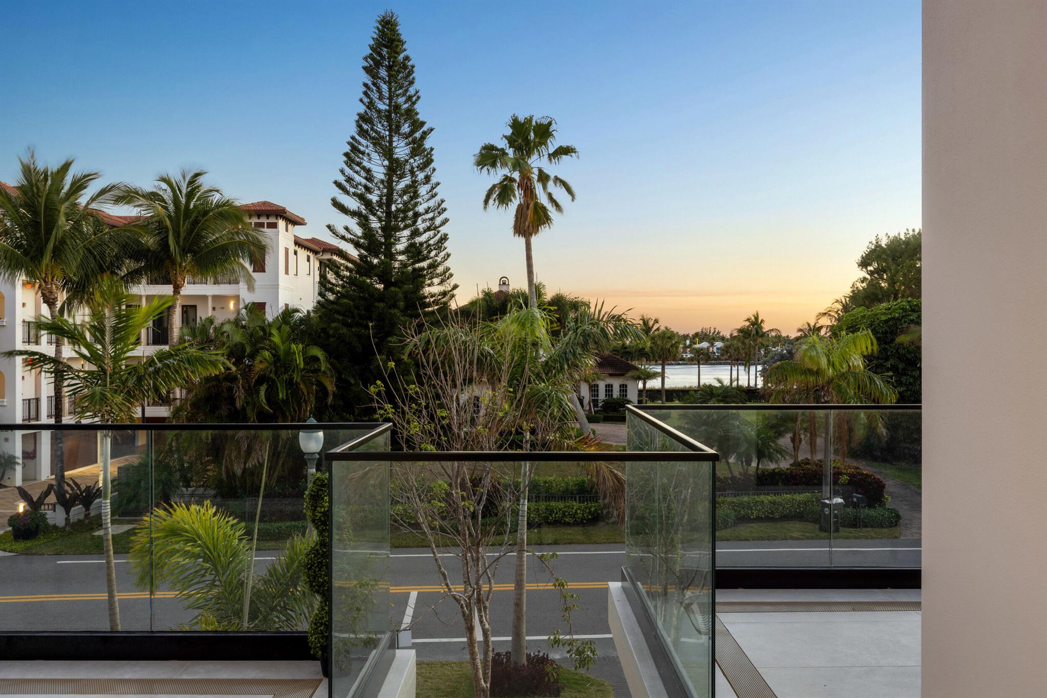 PALM BEACH SHORES - Residential