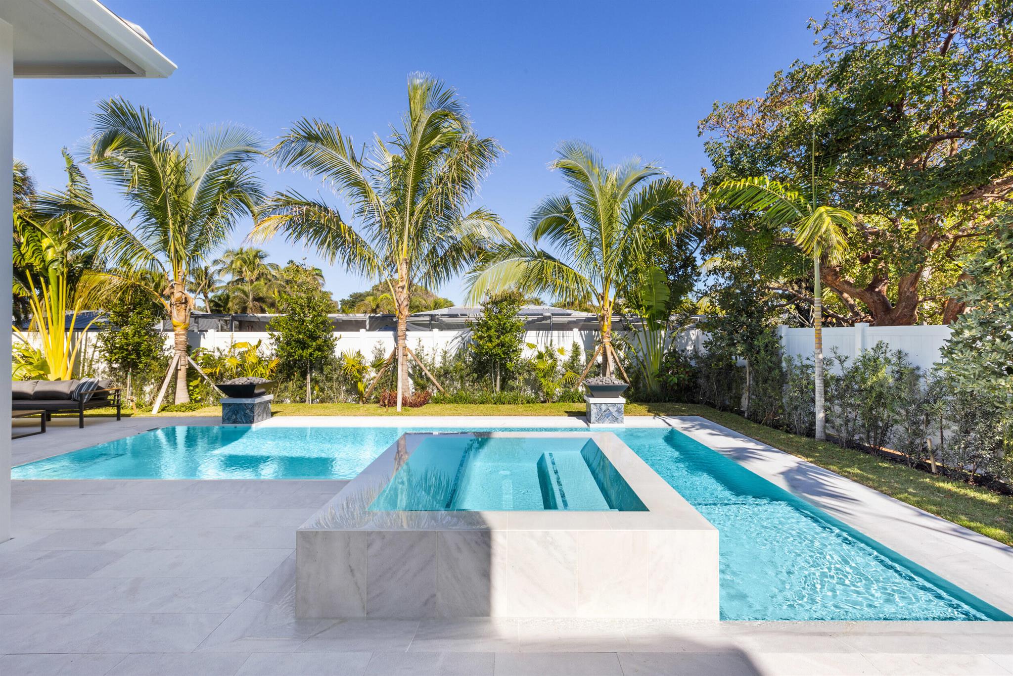 PALM BEACH SHORES - Residential