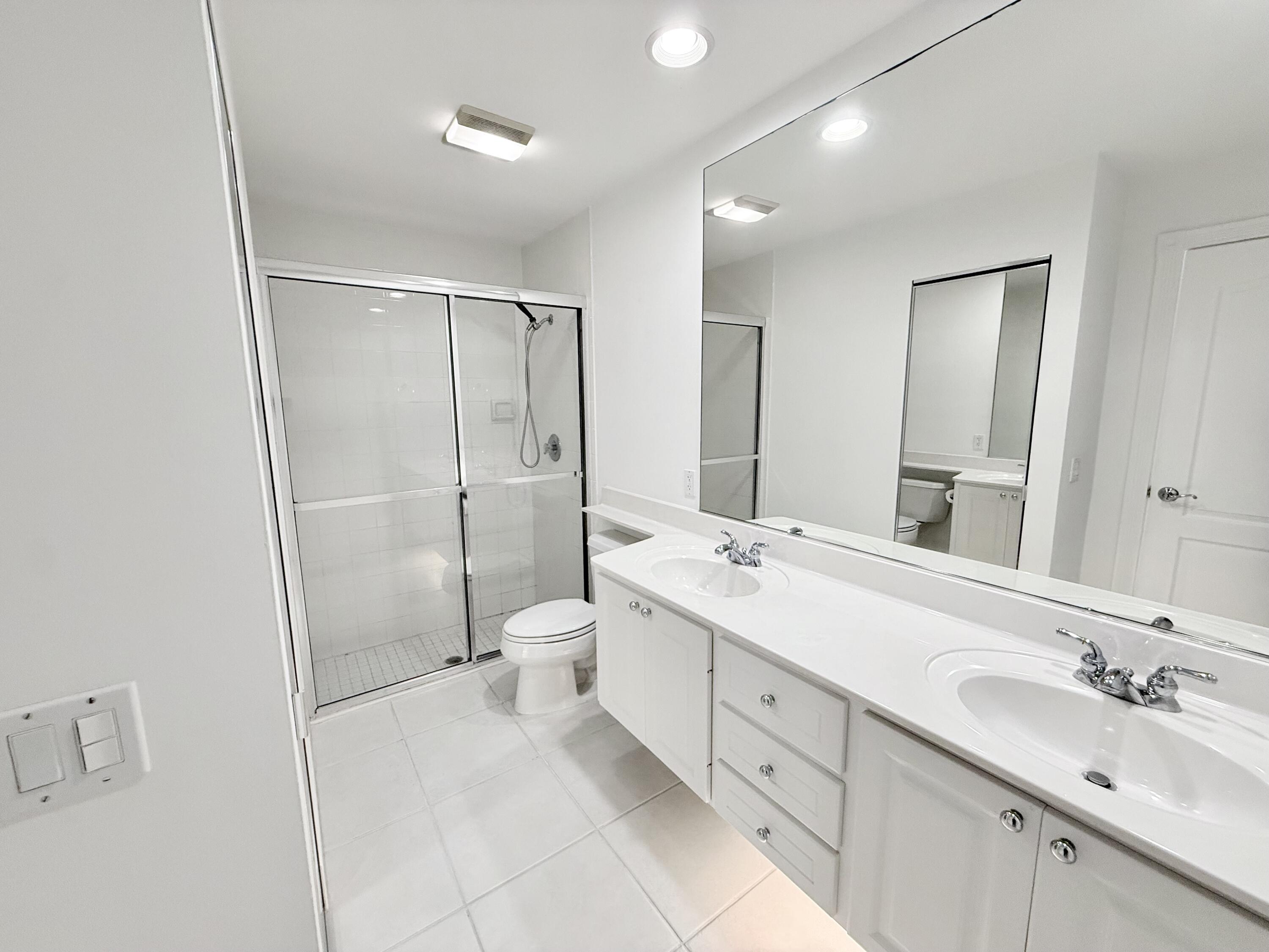 VILLAGEWALK OF WELLINGTON - Residential Lease