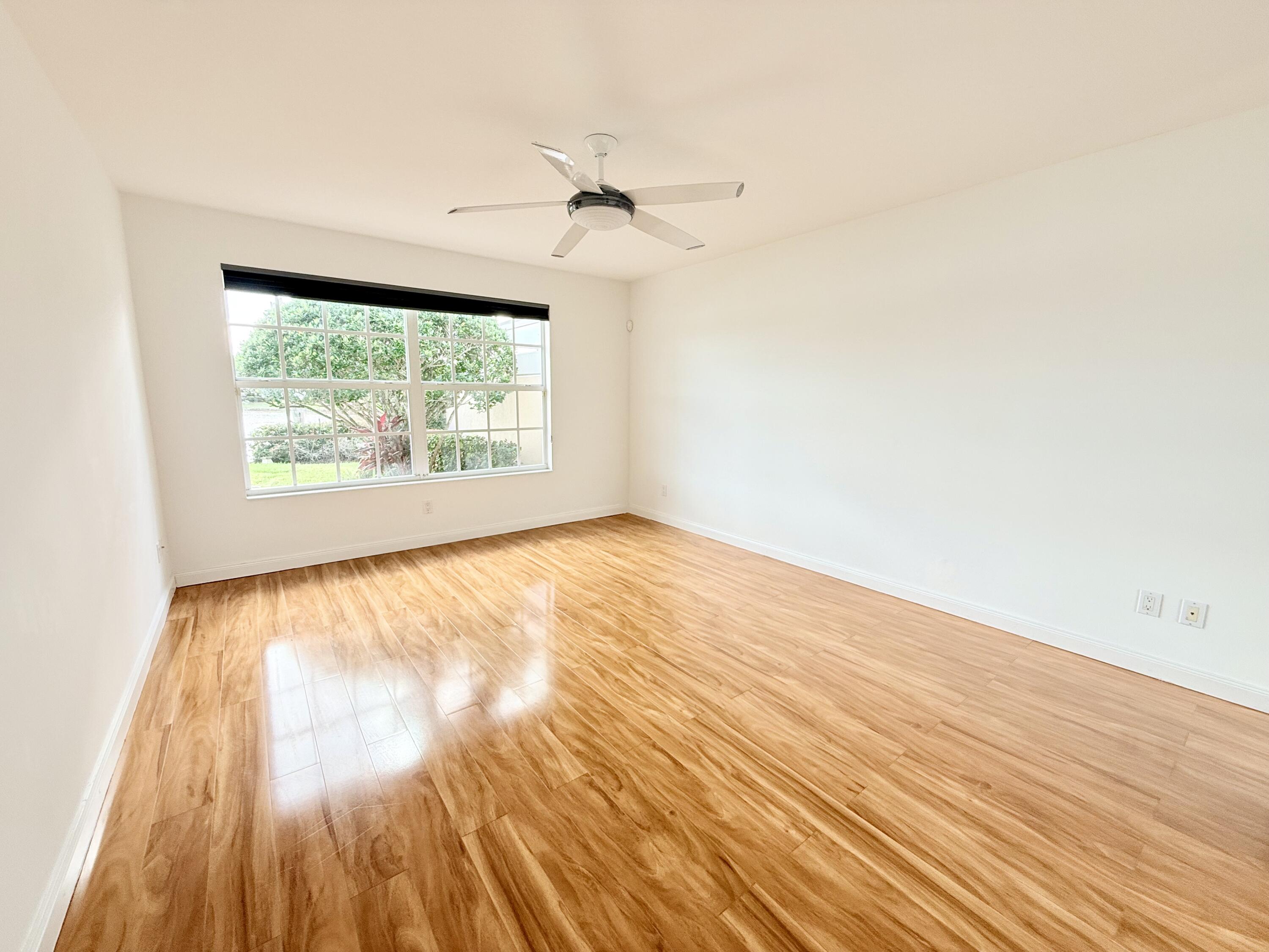 VILLAGEWALK OF WELLINGTON - Residential Lease