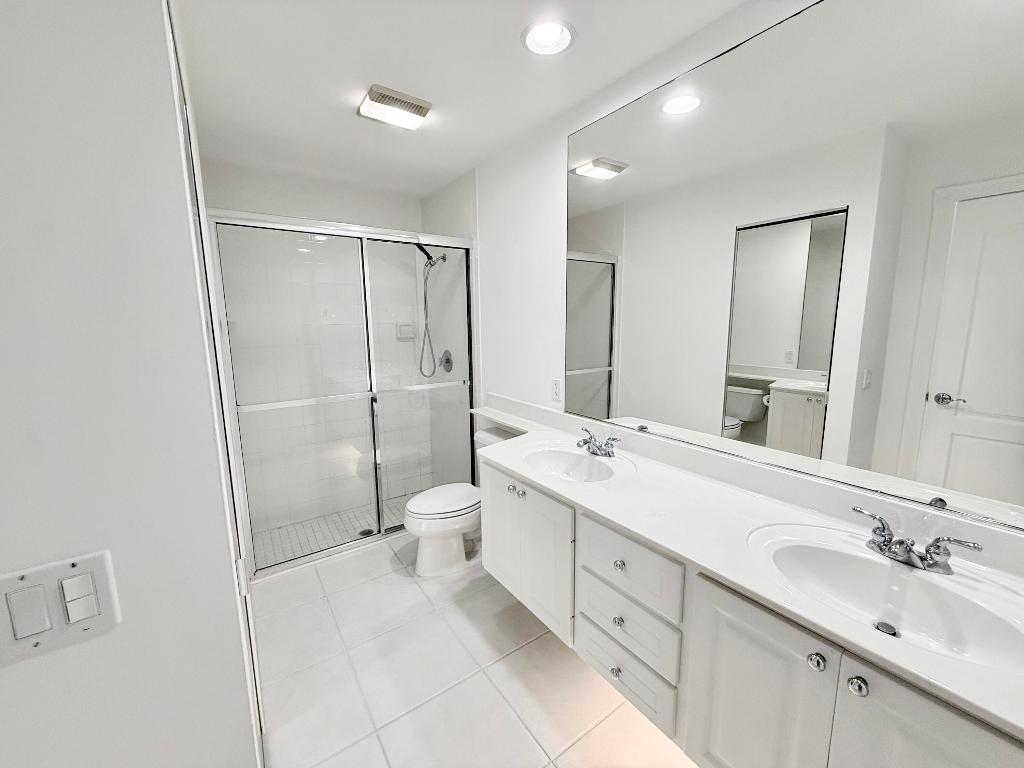 VILLAGEWALK OF WELLINGTON 3A - Residential Lease