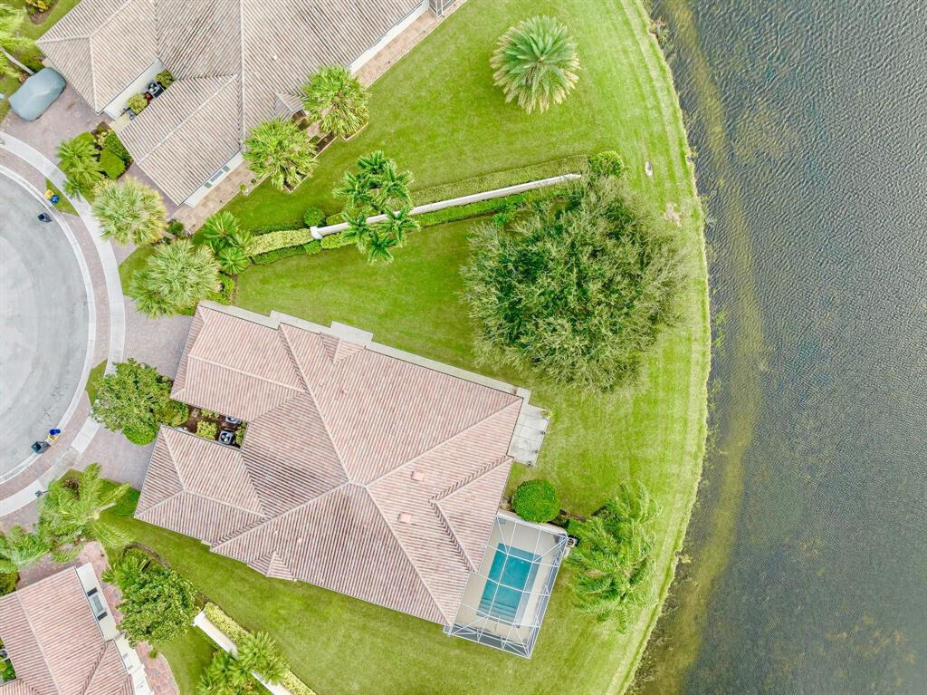 VILLAGEWALK OF WELLINGTON - Residential Lease