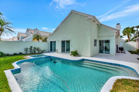 3 Dorchester Circle Palm Beach Gardens FL 33418