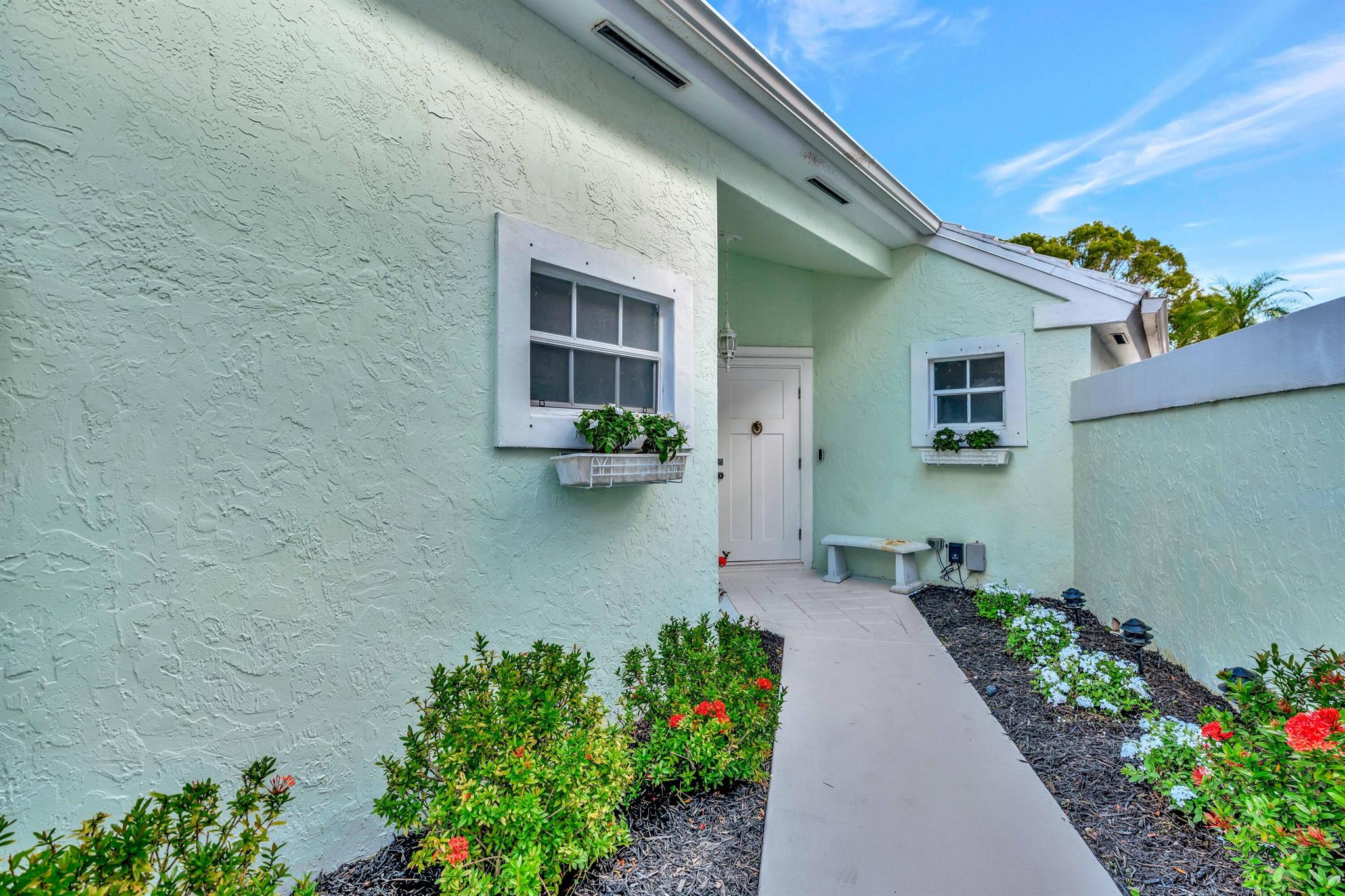3 Dorchester Circle