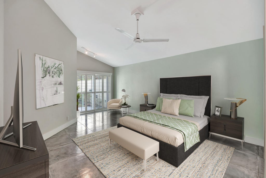 Photo of 3 Dorchester Circle, Palm Beach Gardens, FL 33418 (MLS # R11036911)