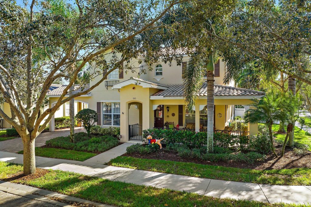 Photo of 195 San Remo Drive, Jupiter, FL 33458 (MLS # R10944447)