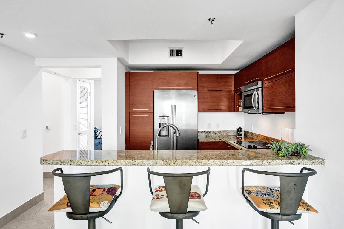 TAO SAWGRASS CONDOMINIUM - Residential