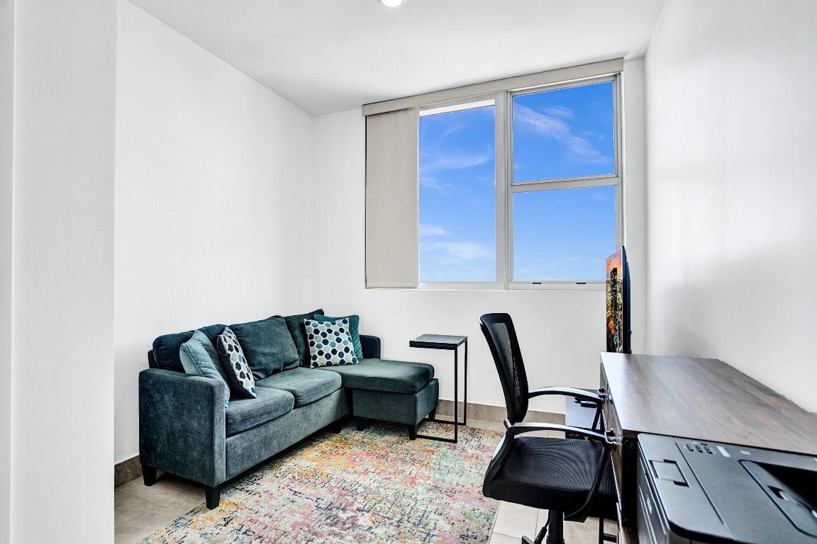 TAO SAWGRASS CONDOMINIUM - Residential