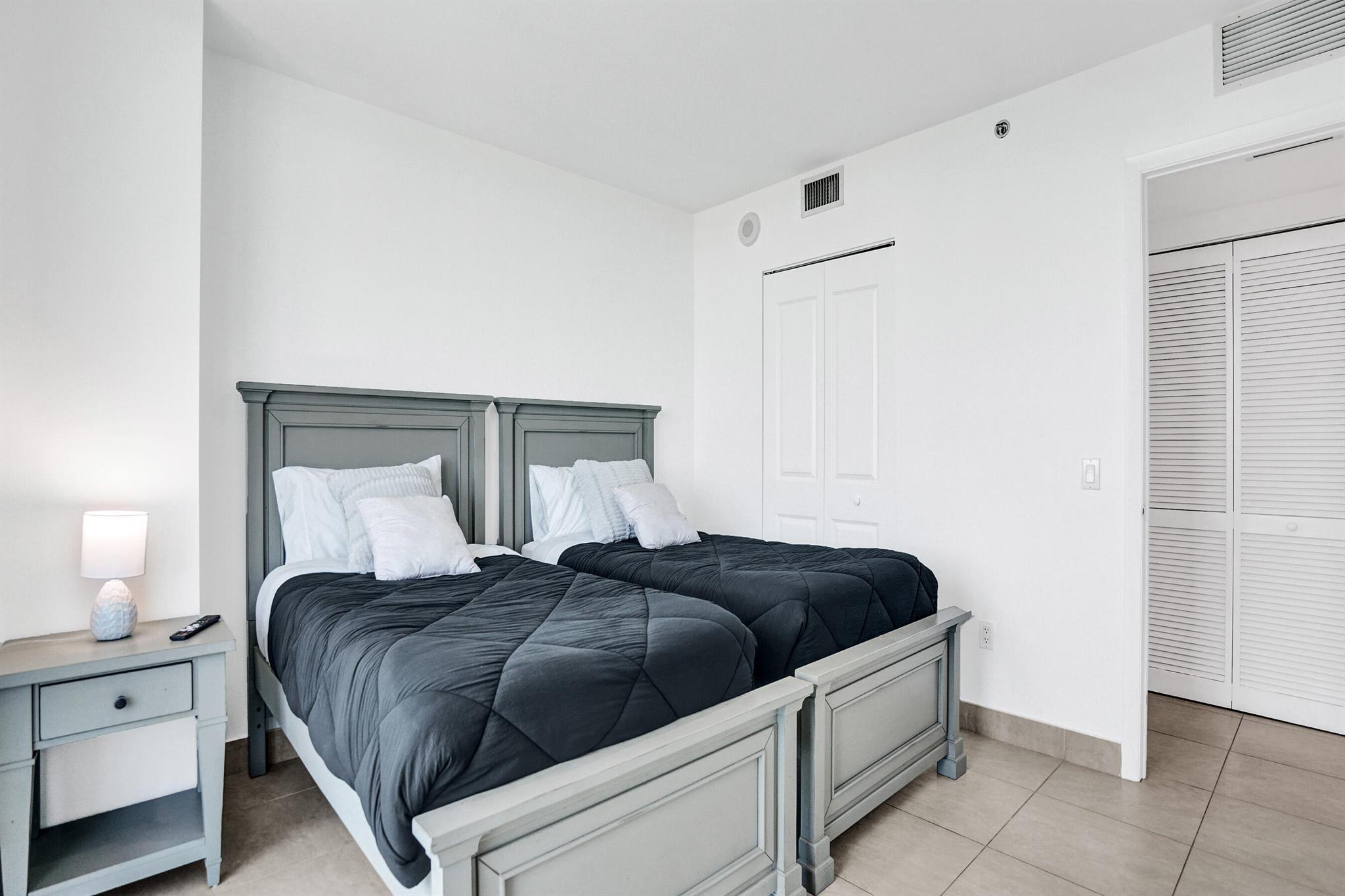 TAO SAWGRASS CONDOMINIUM - Residential