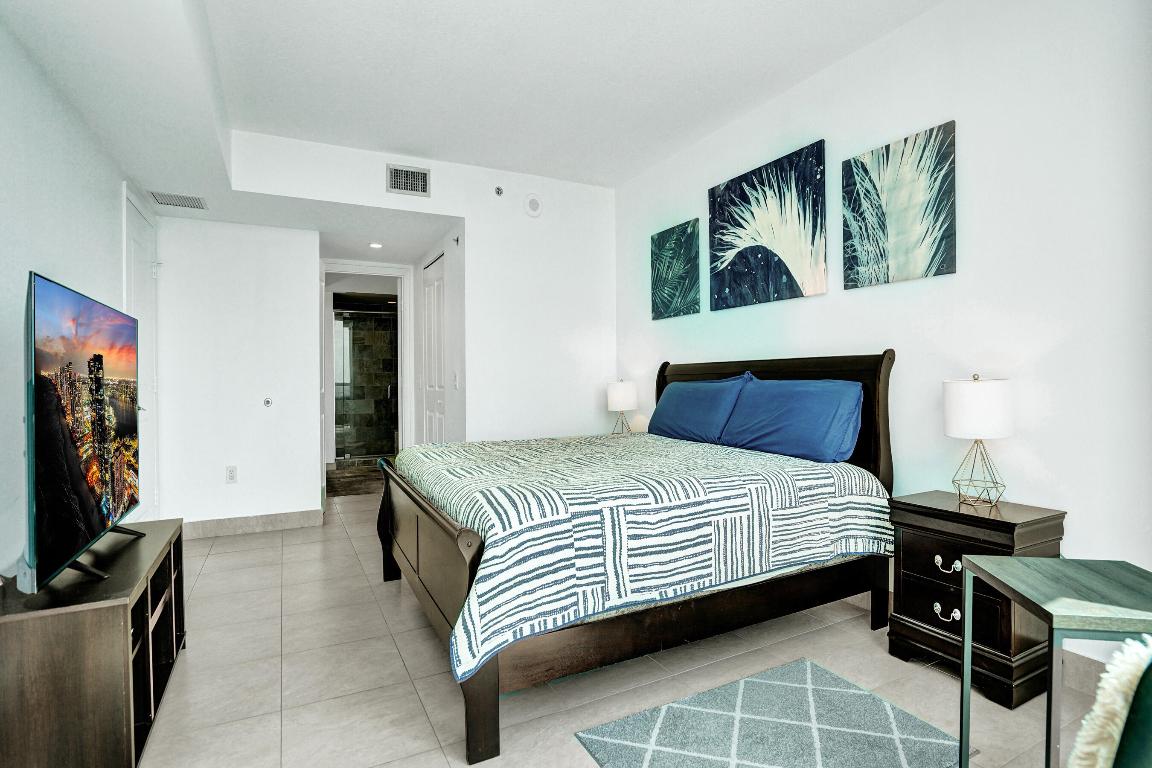 TAO SAWGRASS CONDOMINIUM - Residential