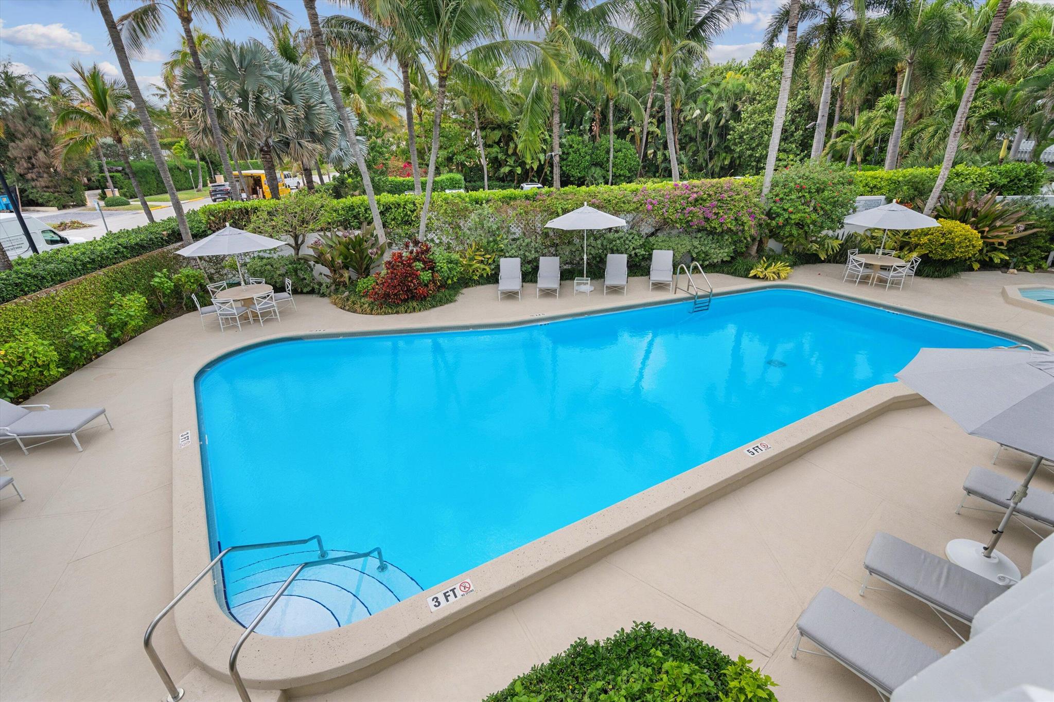 THREE HUNDRED OCEAN BLVD - Residential