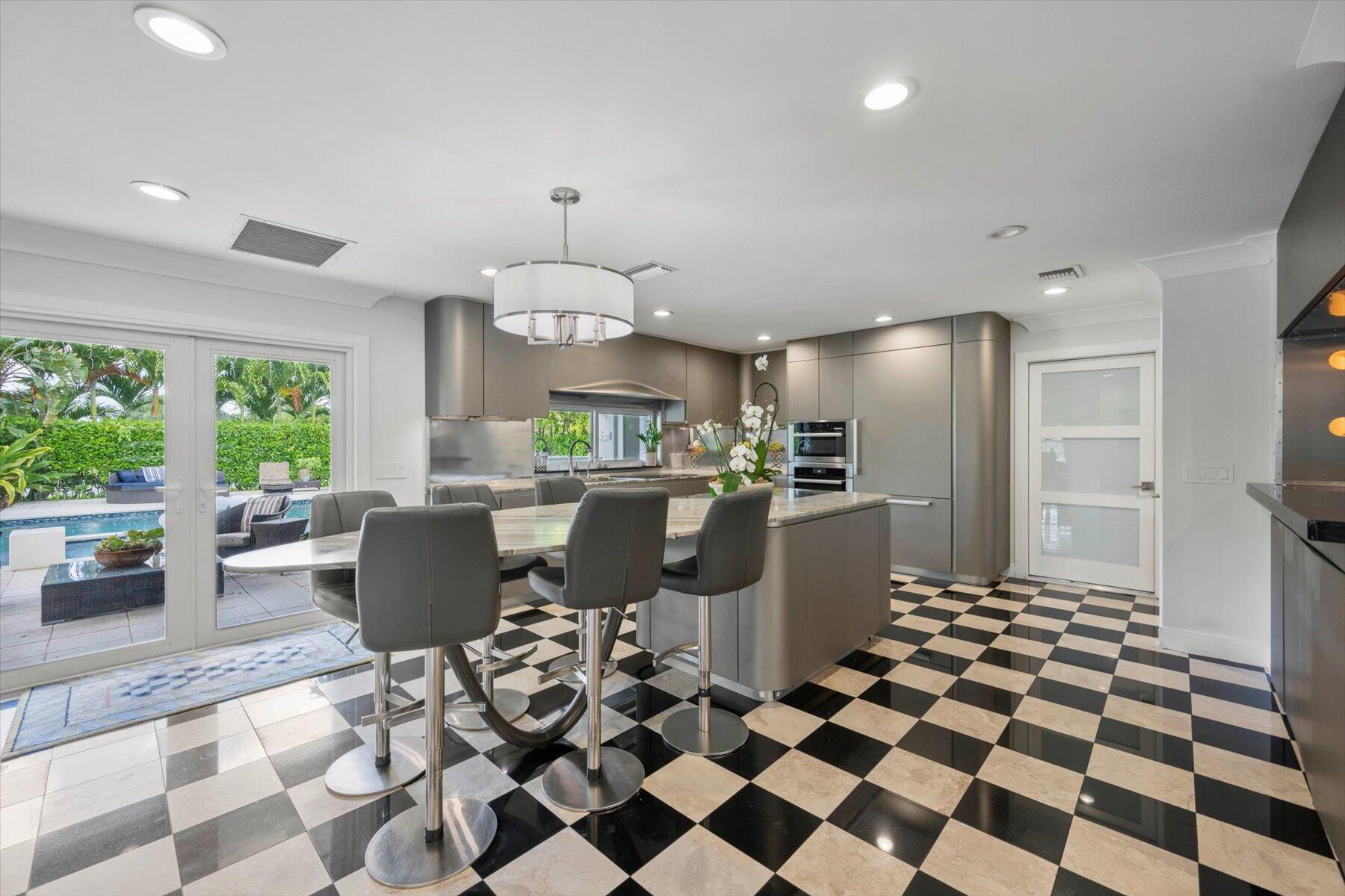 WELLINGTON AERO CLUB OF T - Residential