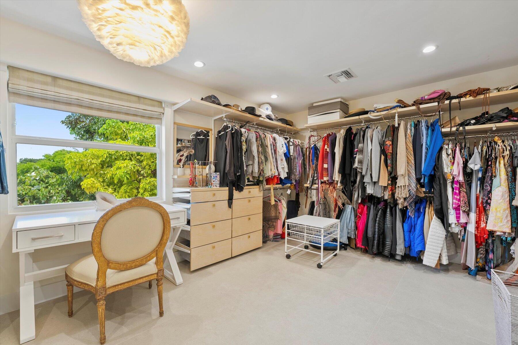 WELLINGTON AERO CLUB OF T - Residential