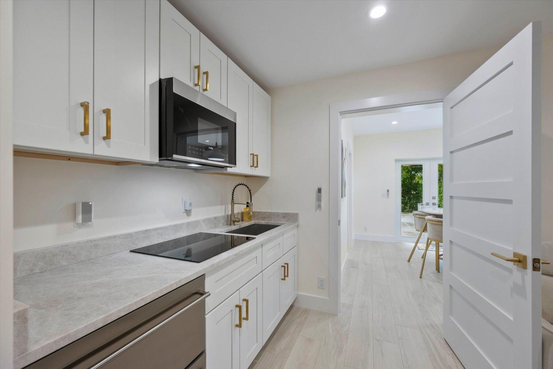 WELLINGTON AERO CLUB OF T - Residential