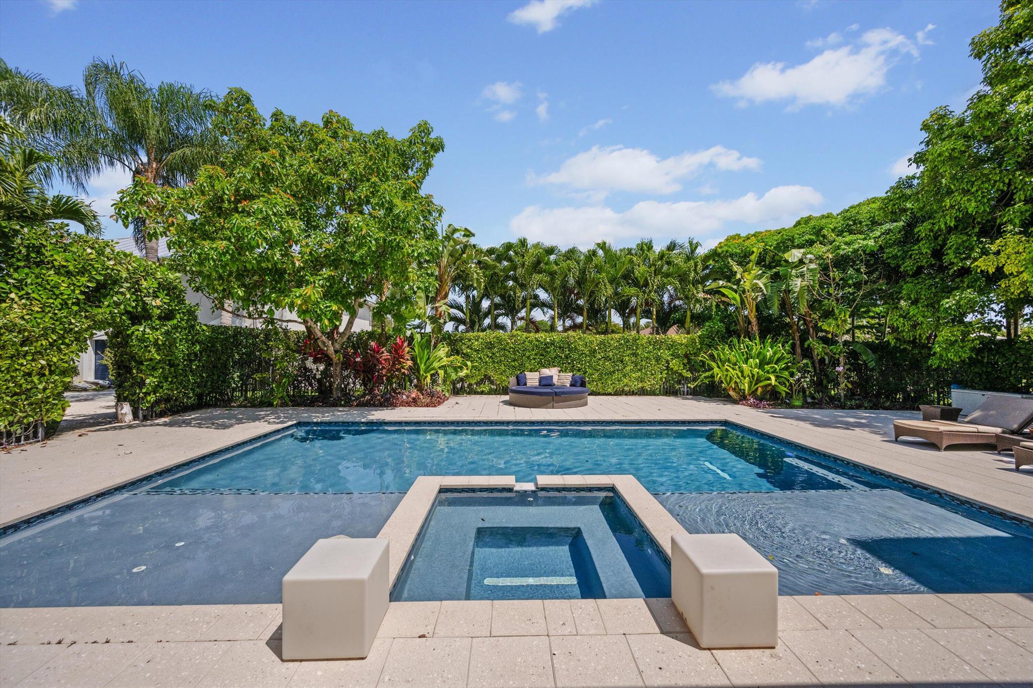 WELLINGTON AERO CLUB OF T - Residential