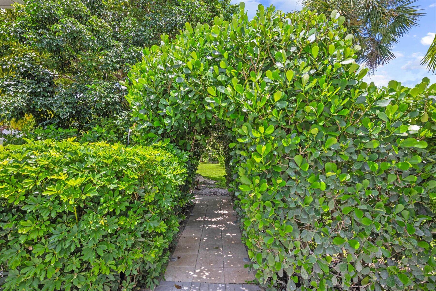 WELLINGTON AERO CLUB OF T - Residential