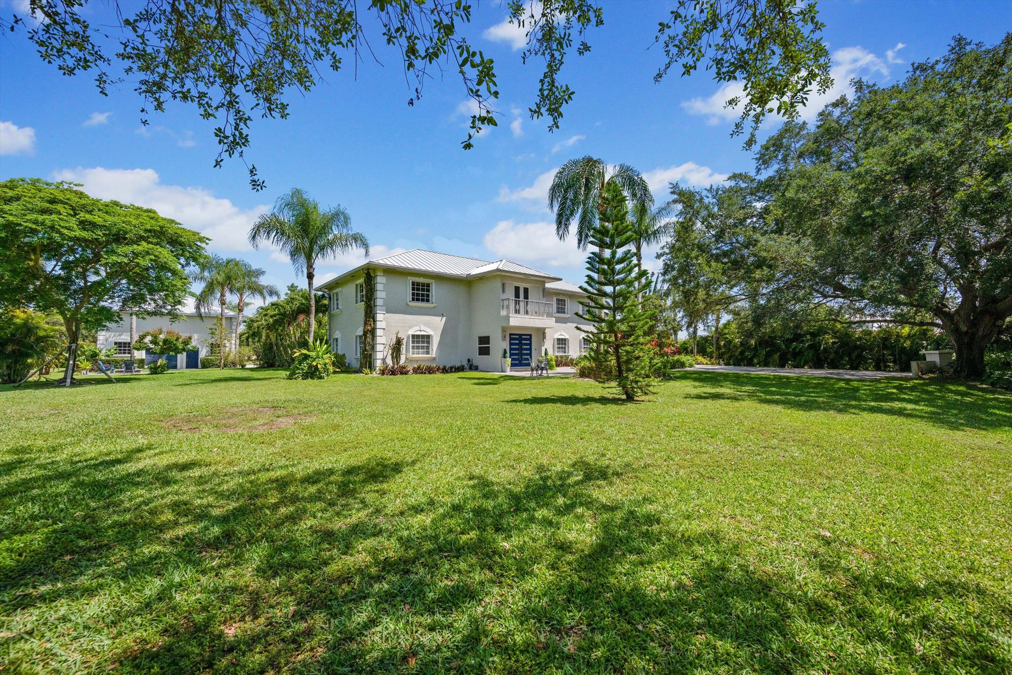 WELLINGTON AERO CLUB OF T - Residential