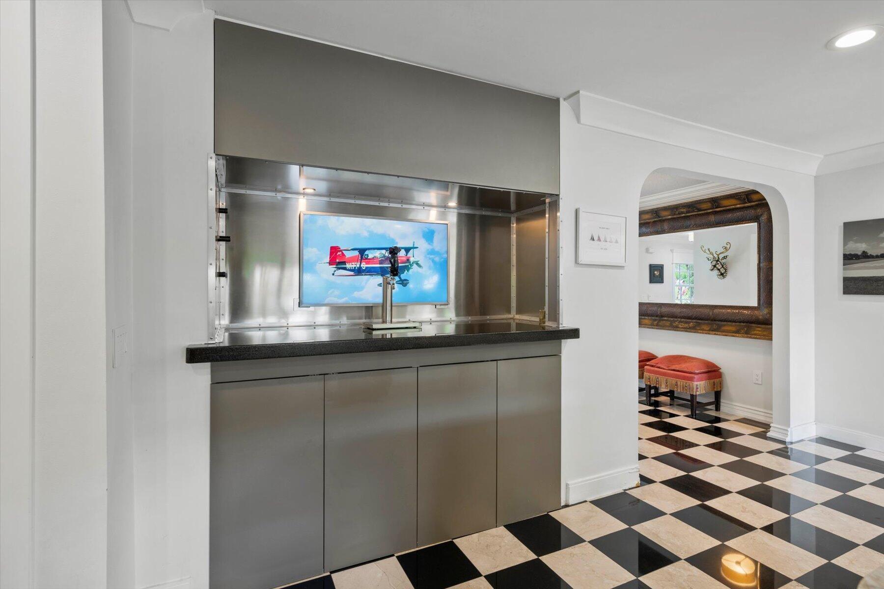 WELLINGTON AERO CLUB OF T - Residential