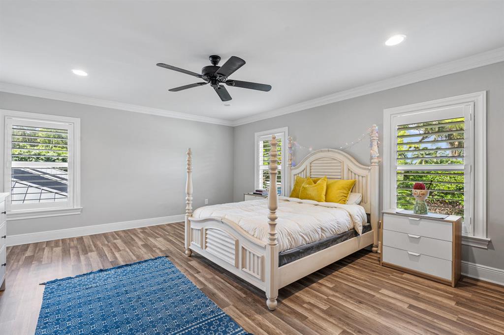 LAKE SHORE ESTATES - Residential