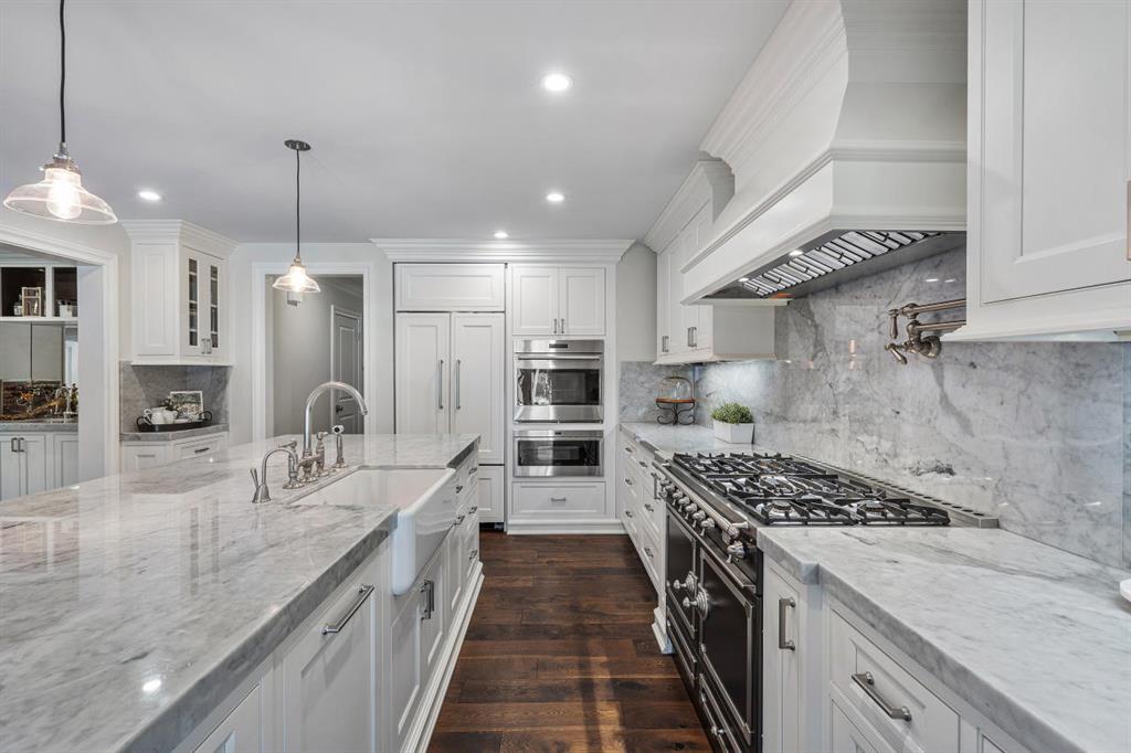 LAKE SHORE ESTATES - Residential