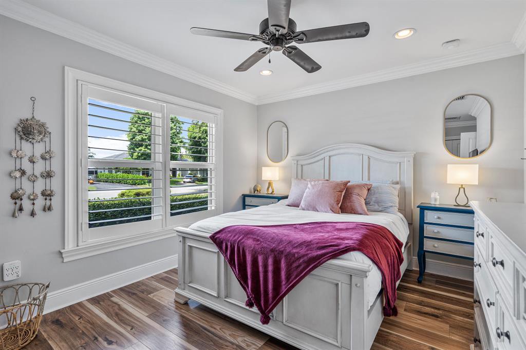 LAKE SHORE ESTATES - Residential