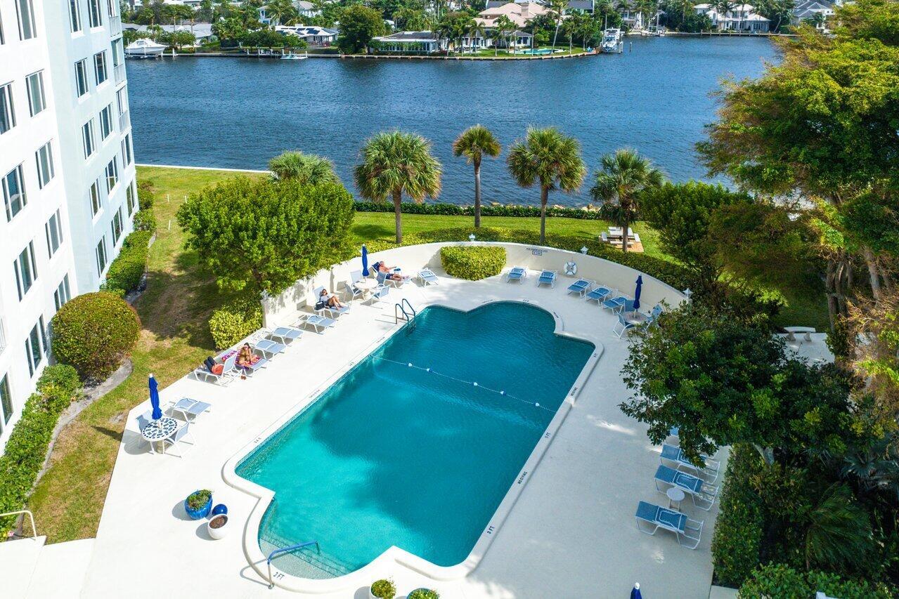 Barrton Apts - Residential