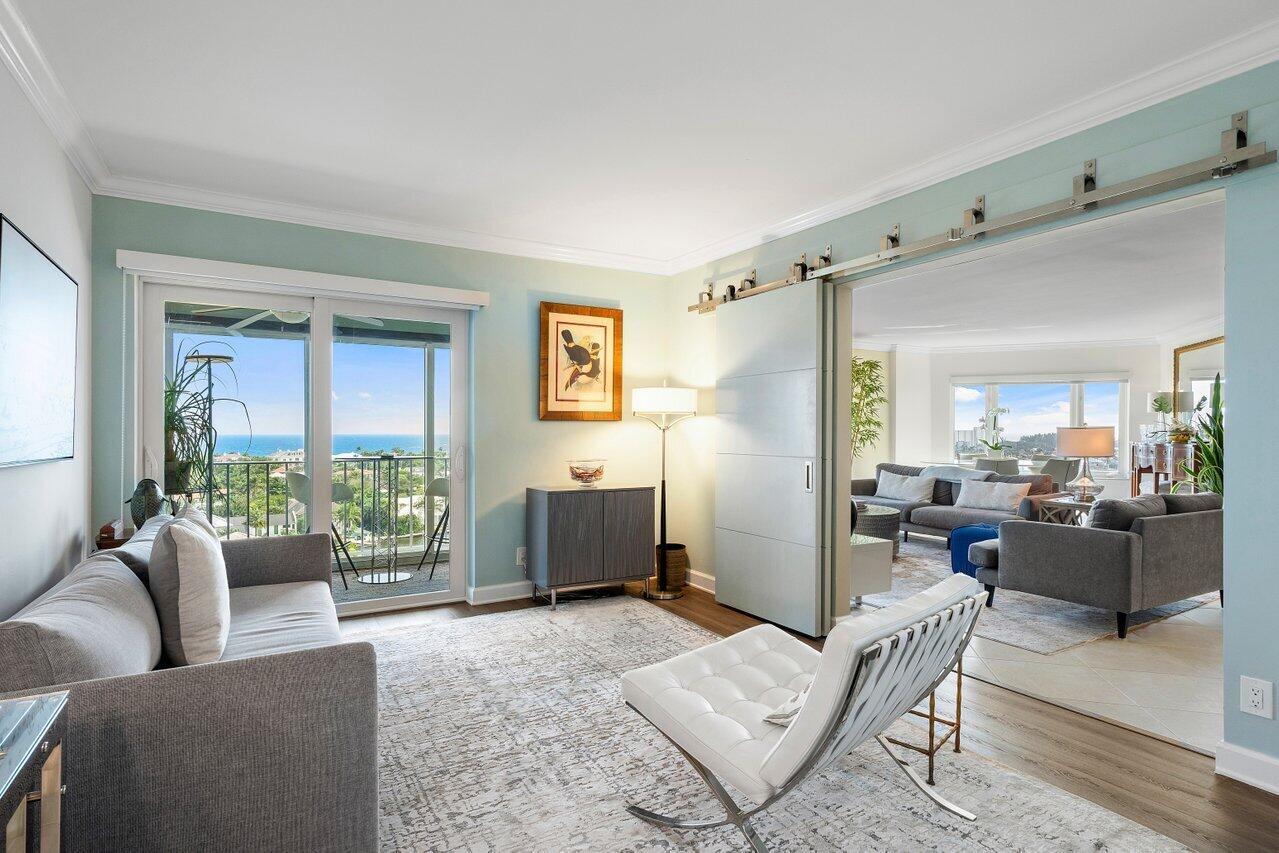 Barrton Apts - Residential