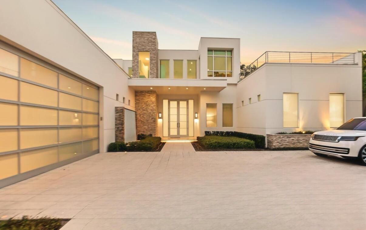 2162 Radnor Road