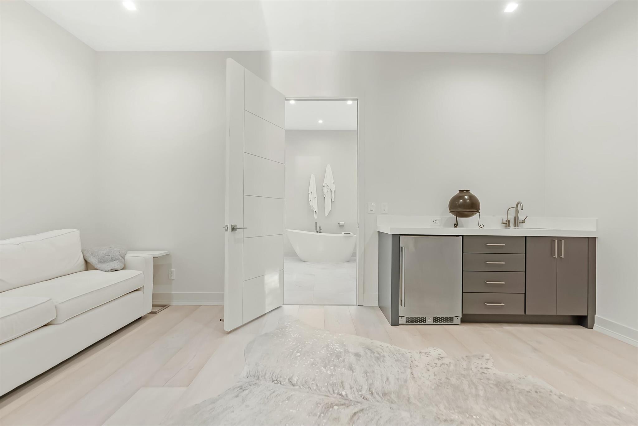 JUNO ISLES NO 1 IN - Residential