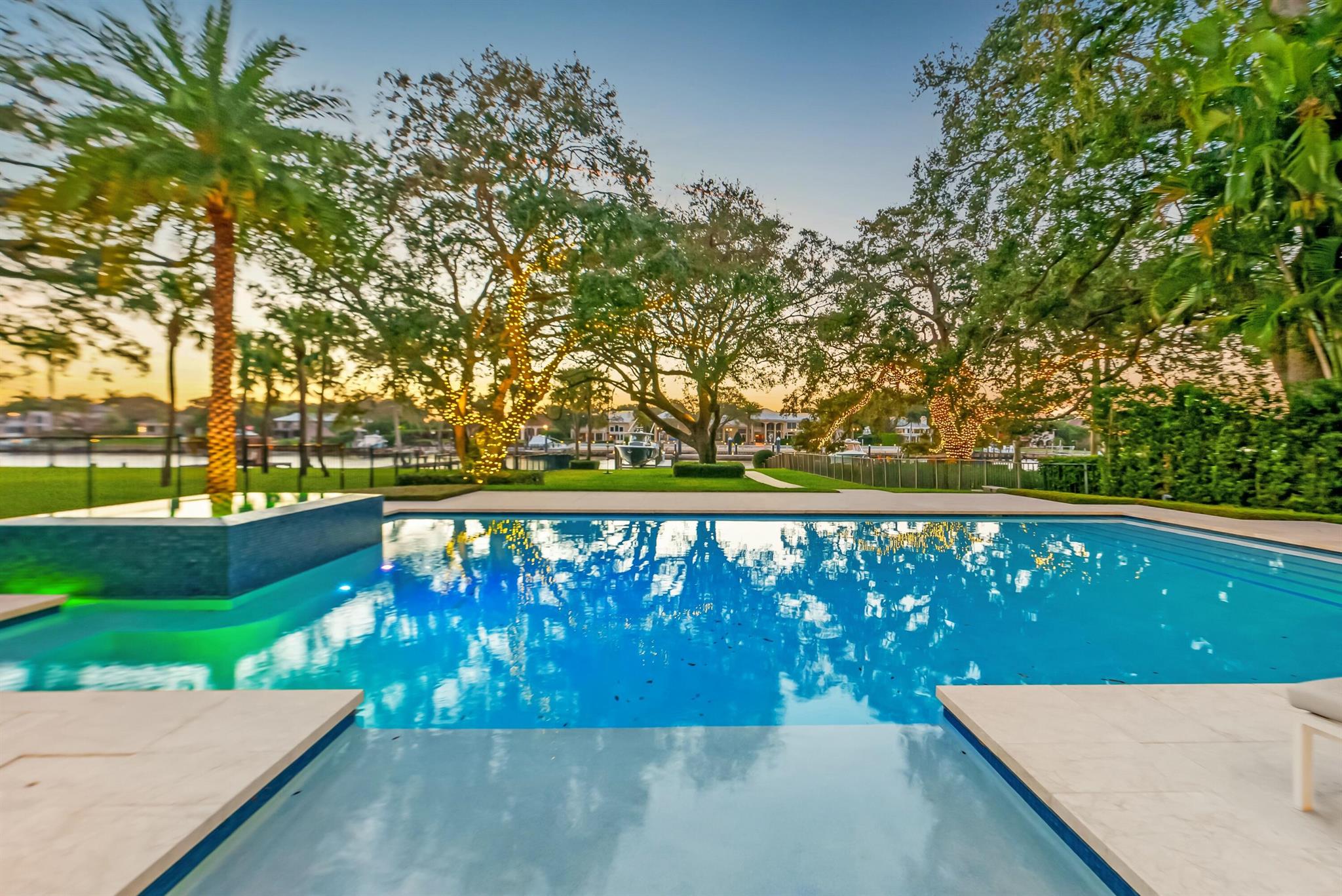 JUNO ISLES NO 1 IN - Residential