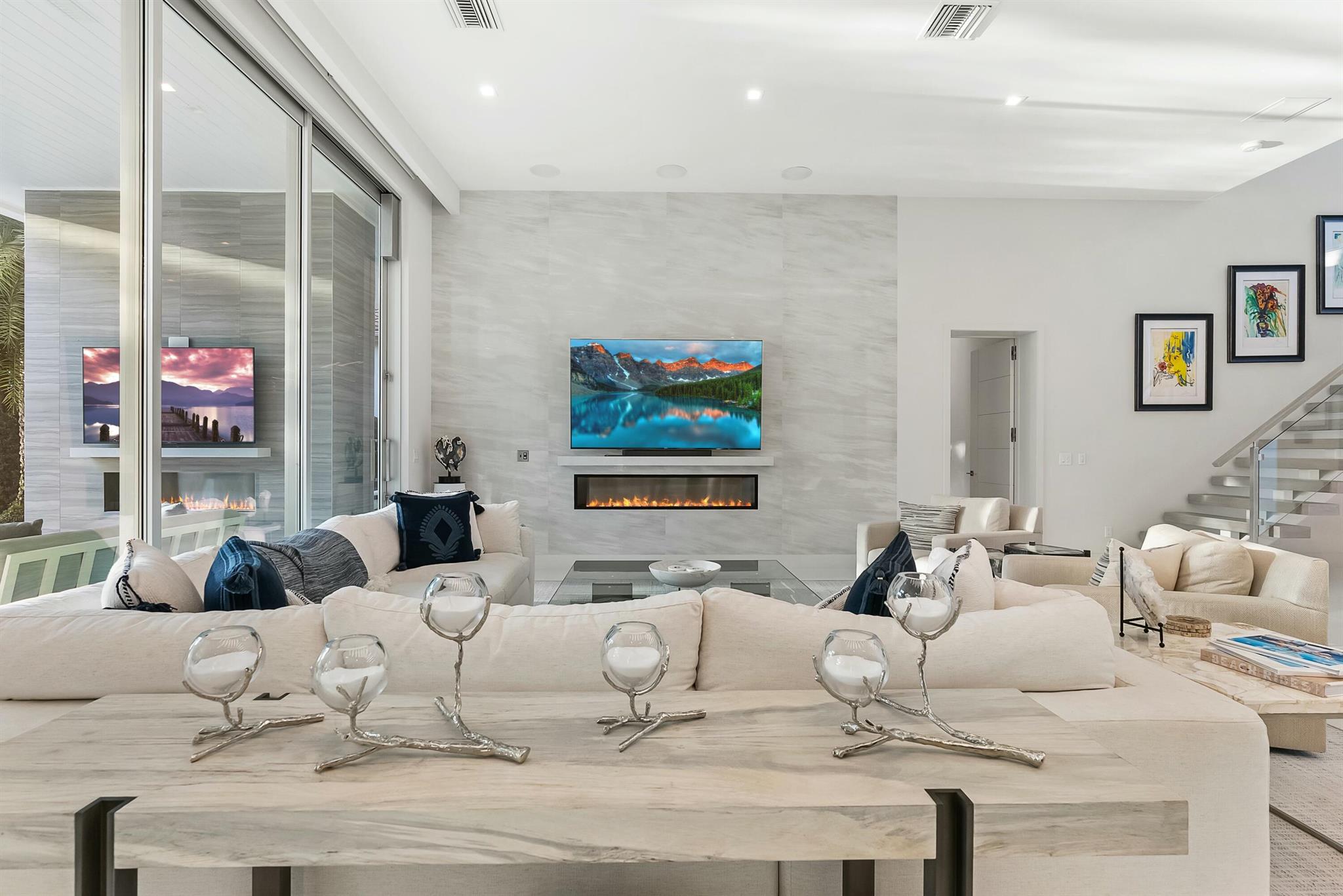 JUNO ISLES NO 1 IN - Residential
