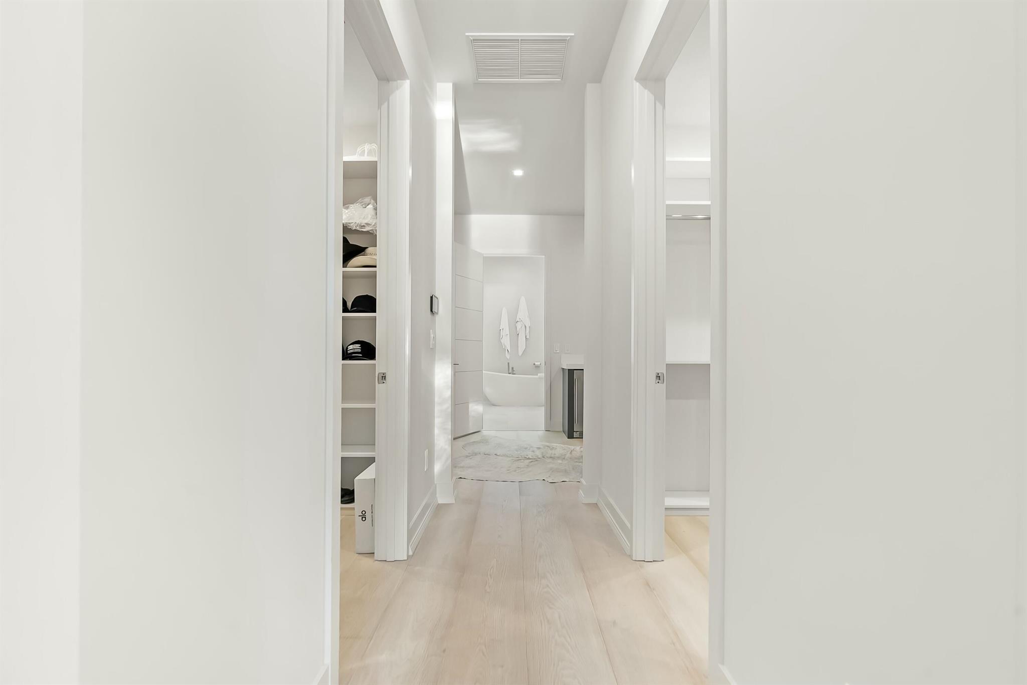 JUNO ISLES NO 1 IN - Residential