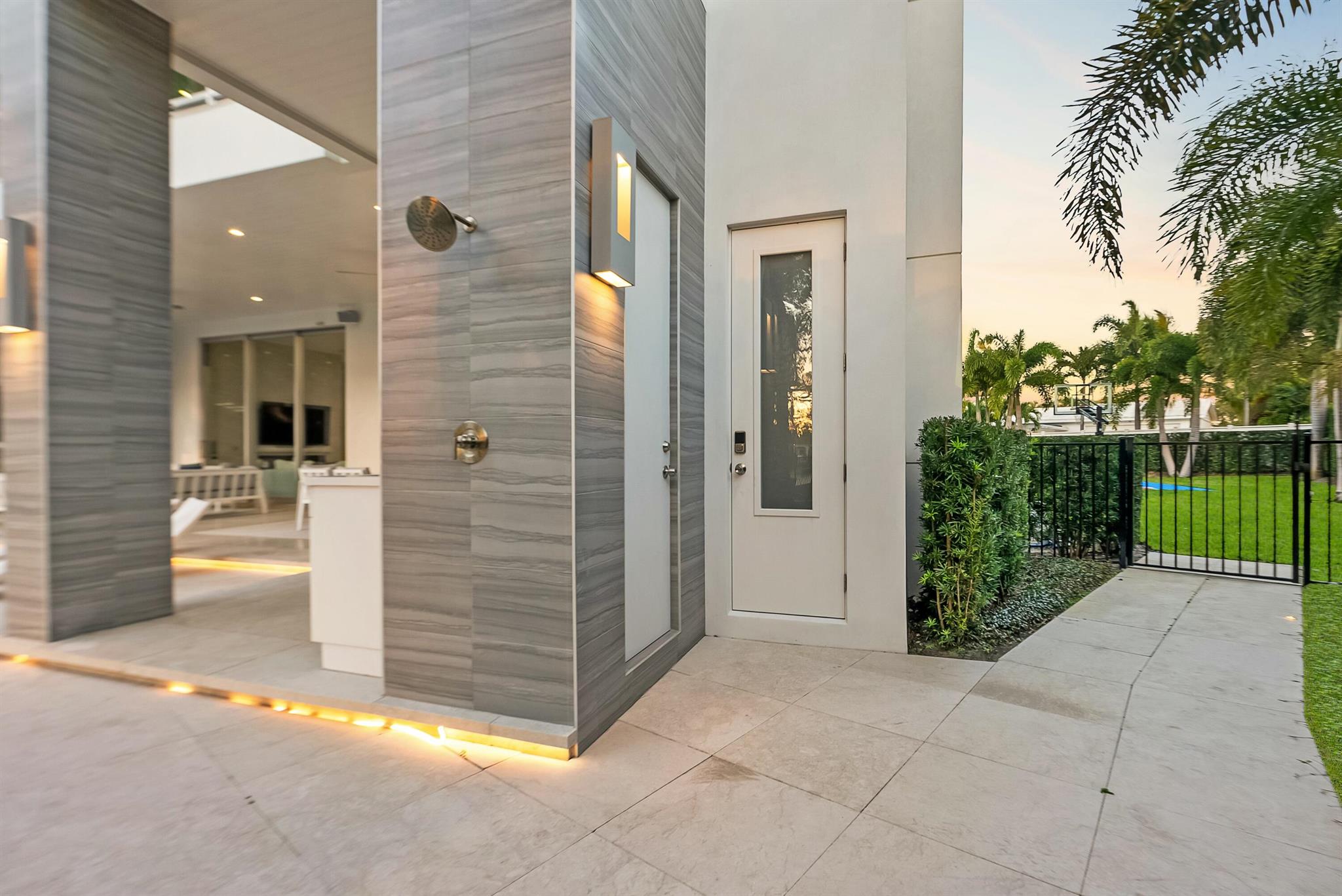JUNO ISLES NO 1 IN - Residential