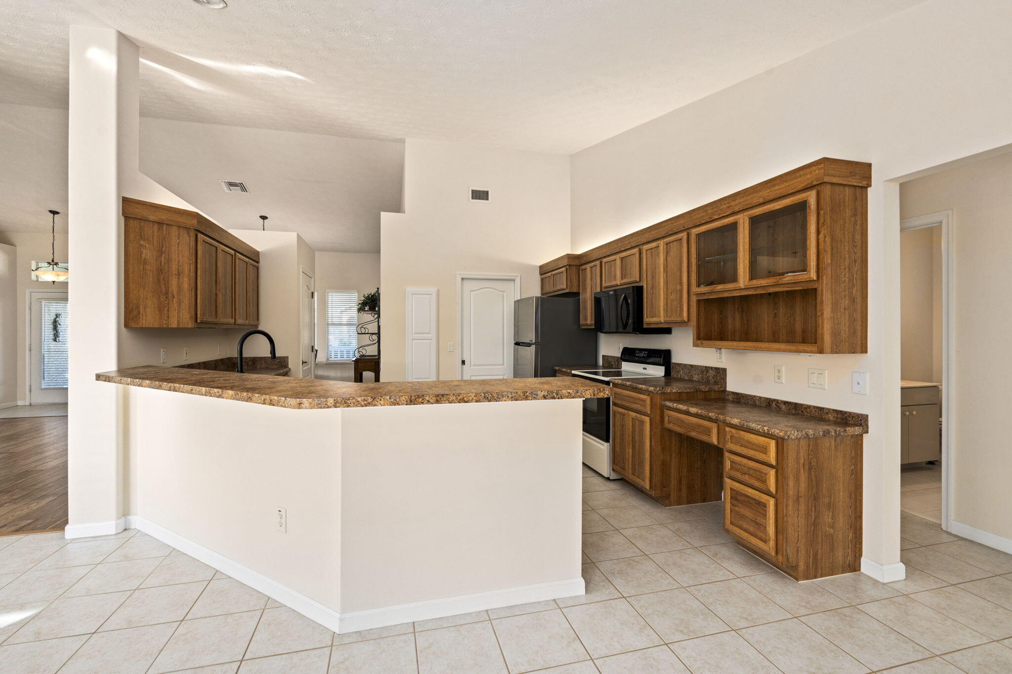PORT ST LUCIE SECTION 48 1ST REPLAT - Residential
