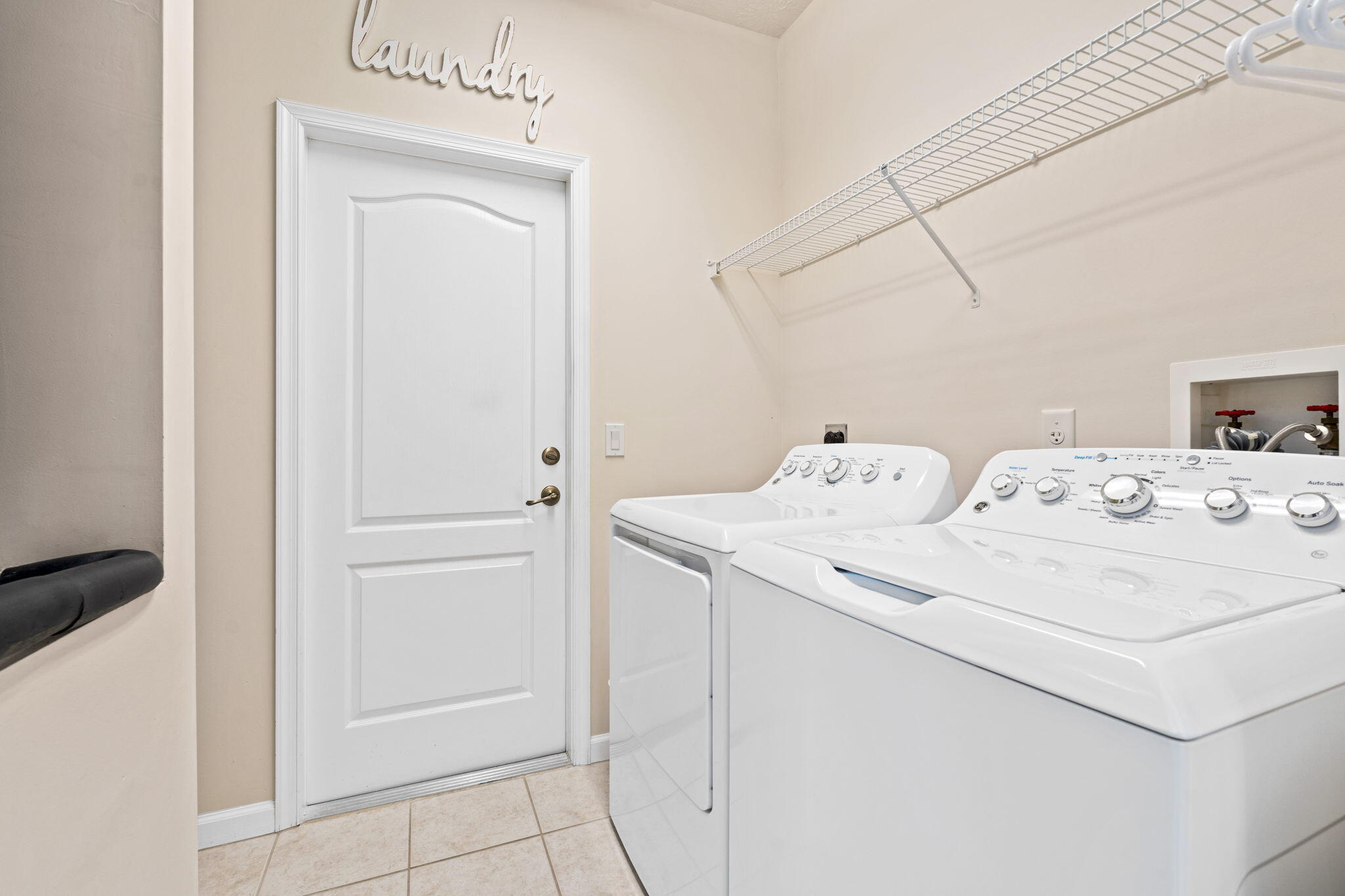 PORT ST LUCIE SECTION 48 1ST REPLAT - Residential