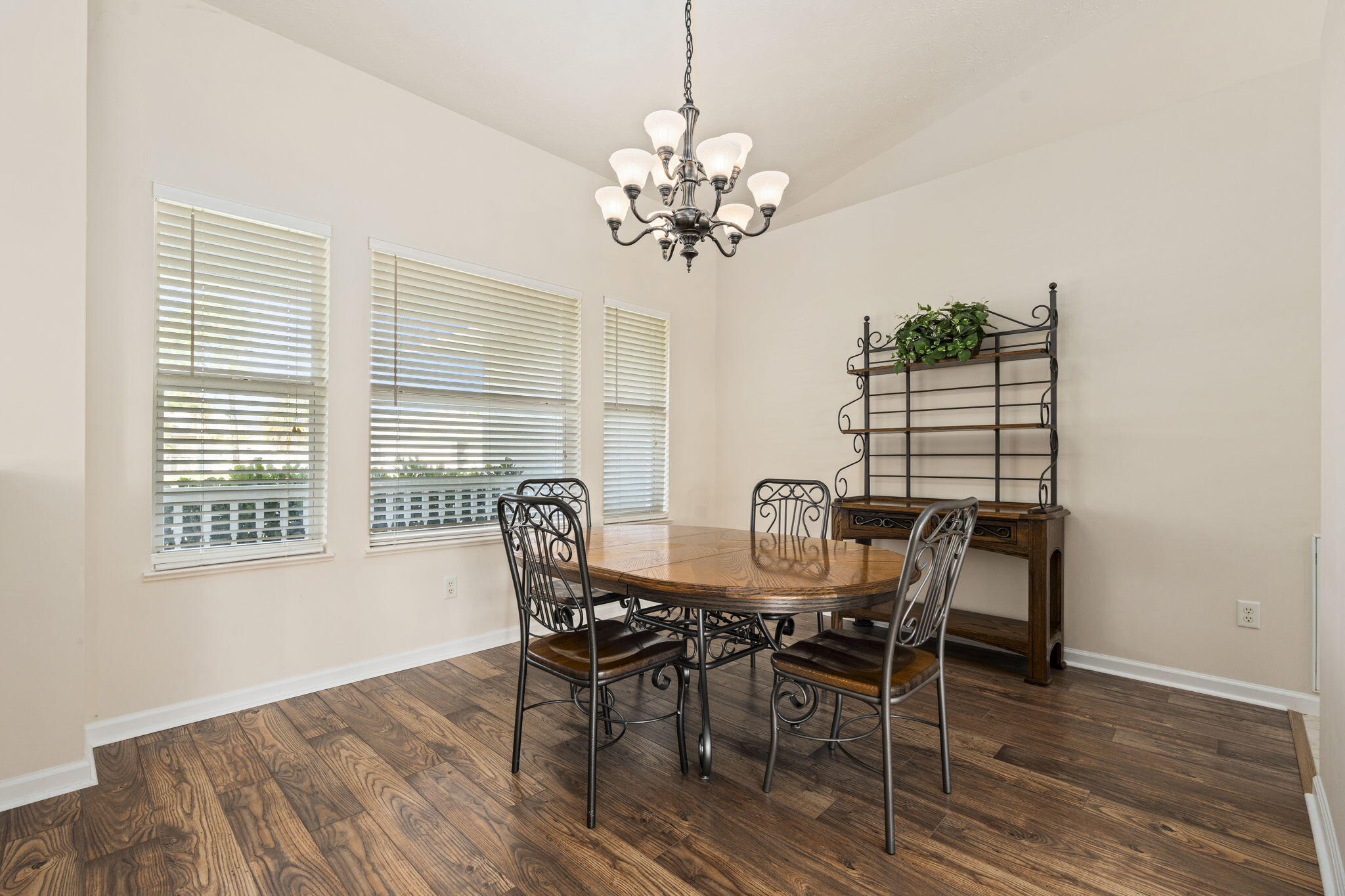 PORT ST LUCIE SECTION 48 1ST REPLAT - Residential