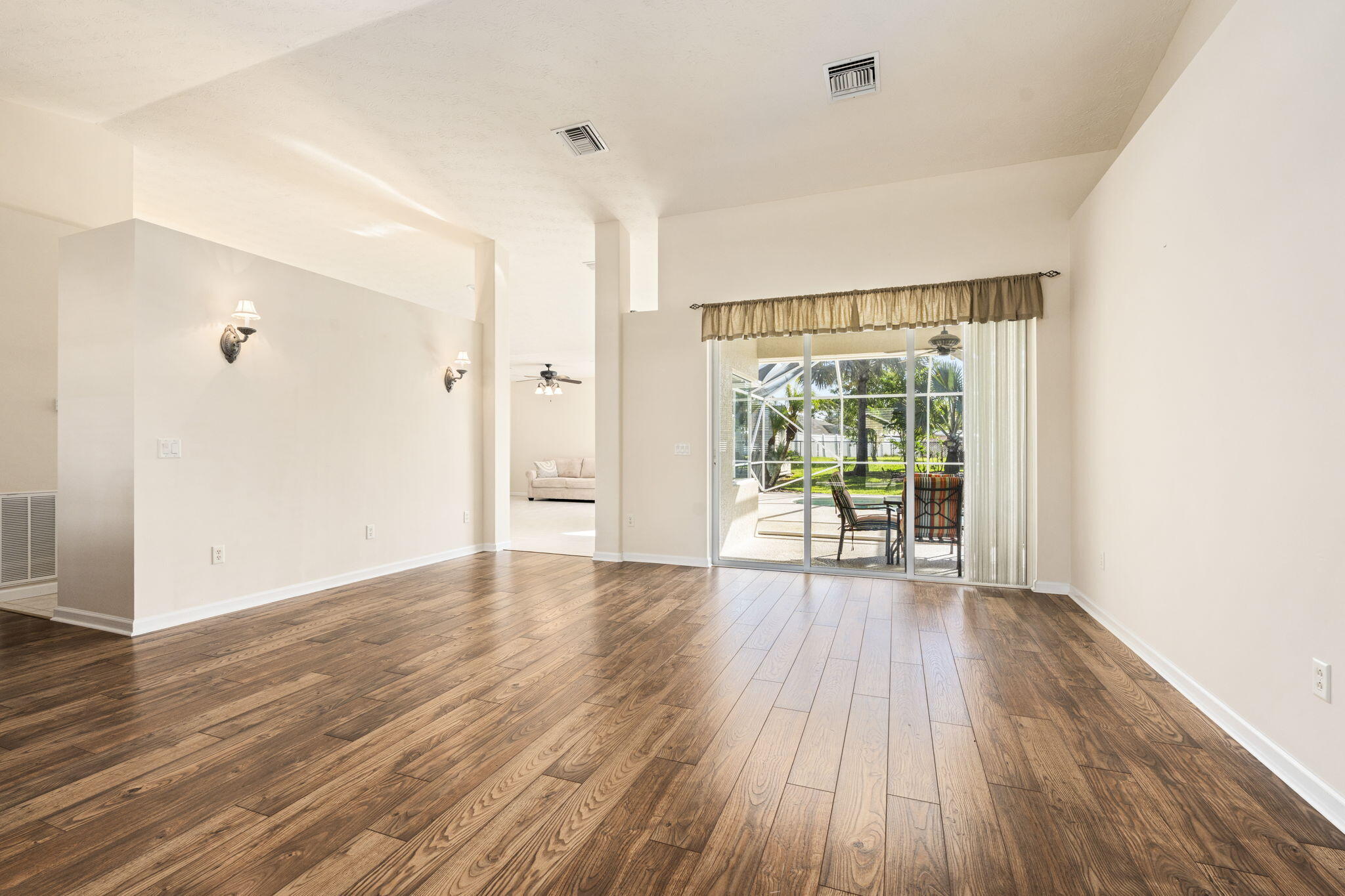 PORT ST LUCIE SECTION 48 1ST REPLAT - Residential