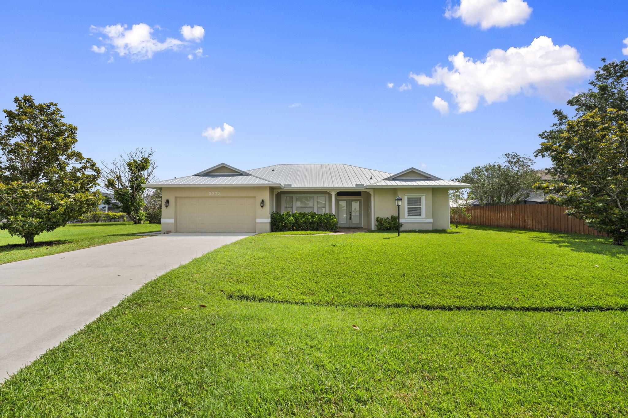 PORT ST LUCIE SECTION 48 1ST REPLAT - Residential