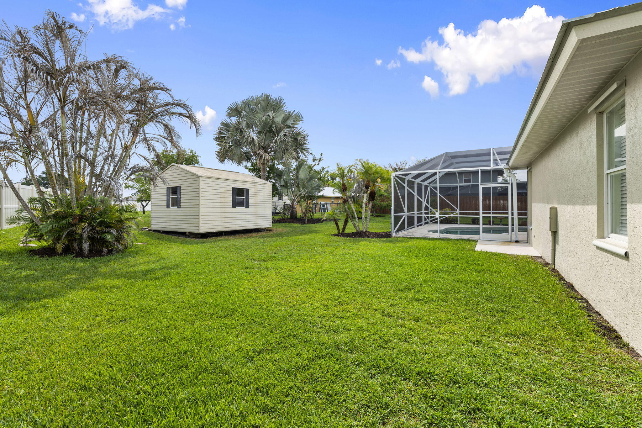 PORT ST LUCIE SECTION 48 1ST REPLAT - Residential