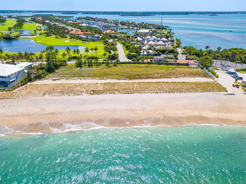 Photo of 1745 SE Sailfish Point Boulevard, Stuart, FL 34996 (MLS # R11096657)