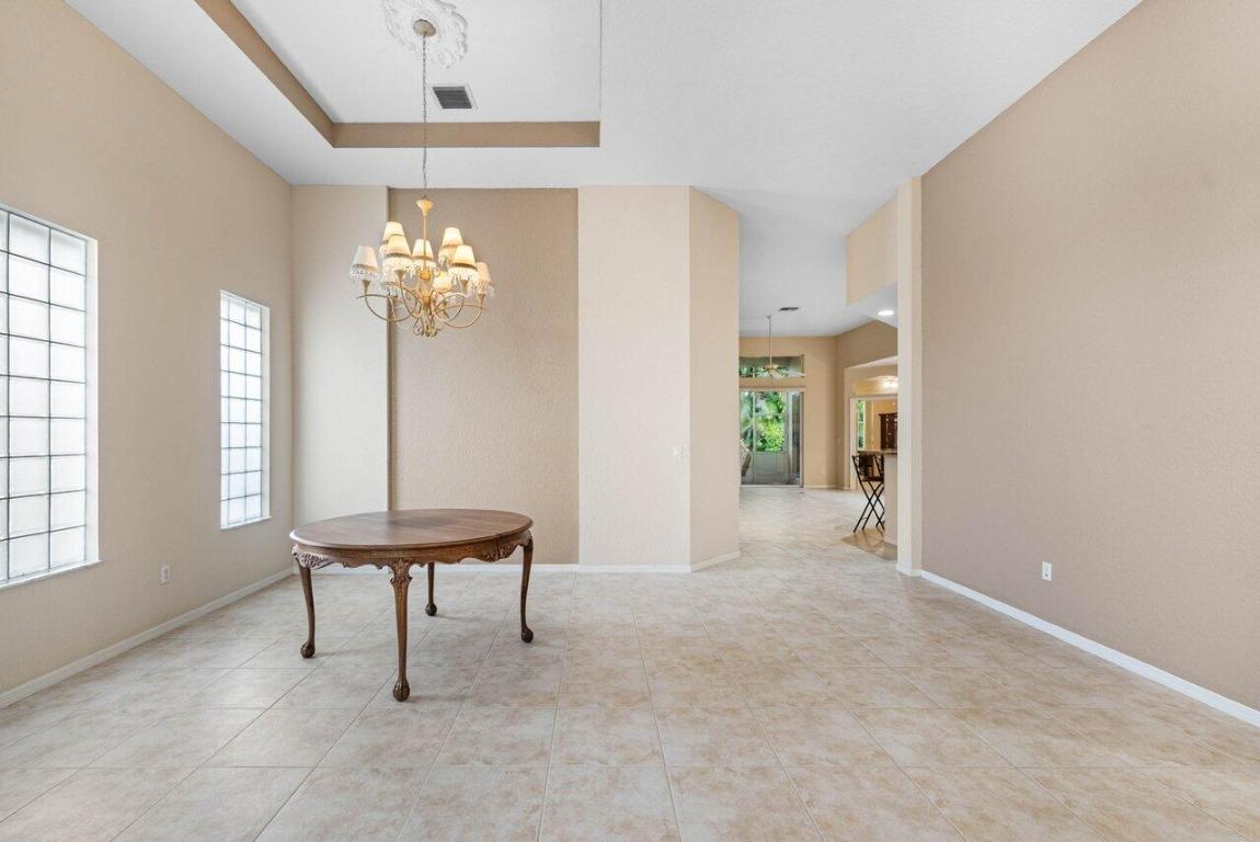 CORAL LAKES 12 - Residential