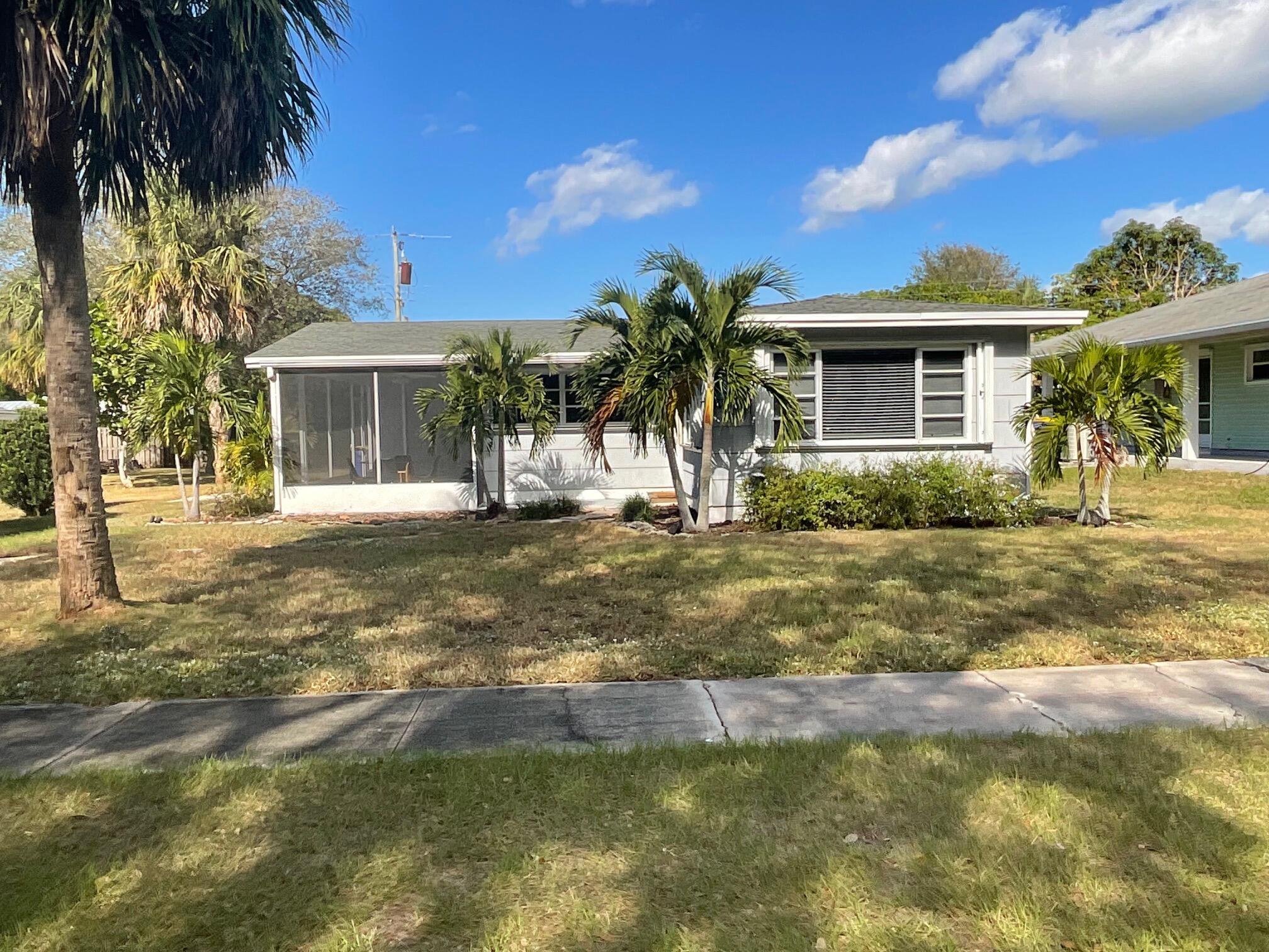 Charming and impeccably maintained cottage located in the highly sought-after Zeus Park neighborhood of Hobe Sound. This fully furnished 2-bedroom, 2-bath home features white Terrazzo floors, a spacious layout, and stunning direct views of the lush, tree-lined circular park. Enjoy your morning coffee or evening unwind on the screened porch overlooking the green space. Just a short distance to downtown Hobe Sound, shops, dining, and local attractions. Flexible rental terms with a 30-day minimum during summer and 90 day minimum for season. Don't miss this rare opportunity to experience relaxed coastal living in a prime location.