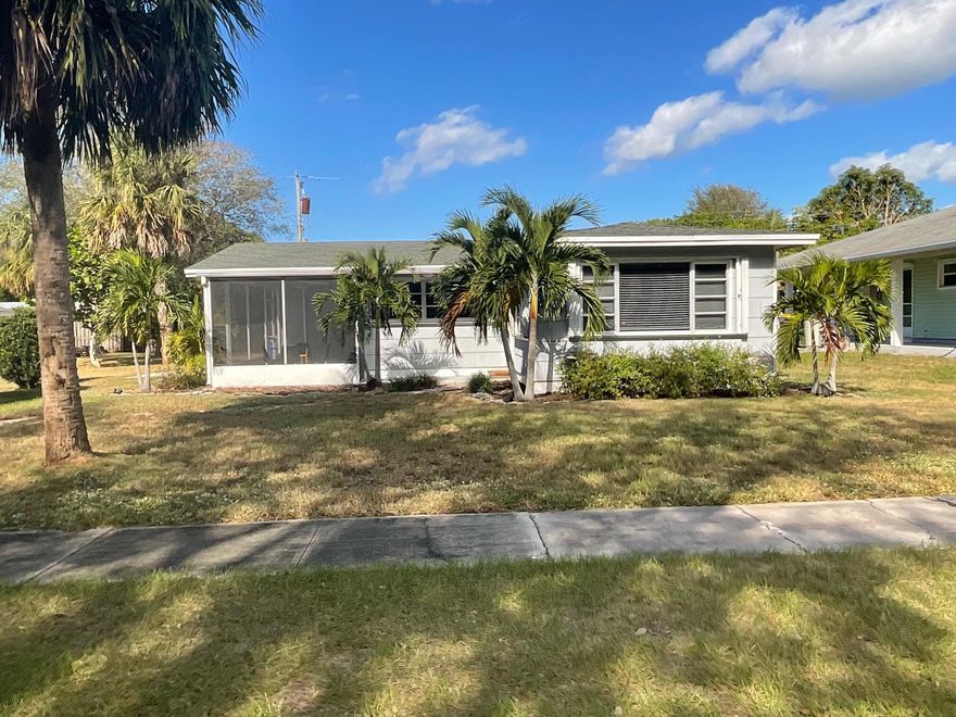 Charming and impeccably maintained cottage located in the highly sought-after Zeus Park neighborhood of Hobe Sound. This fully furnished 2-bedroom, 2-bath home features white Terrazzo floors, a spacious layout, and stunning direct views of the lush, tree-lined circular park. Enjoy your morning coffee or evening unwind on the screened porch overlooking the green space. Just a short distance to downtown Hobe Sound, shops, dining, and local attractions. Flexible rental terms with a 30-day minimum during summer and 90 day minimum for season. Don't miss this rare opportunity to experience relaxed coastal living in a prime location.